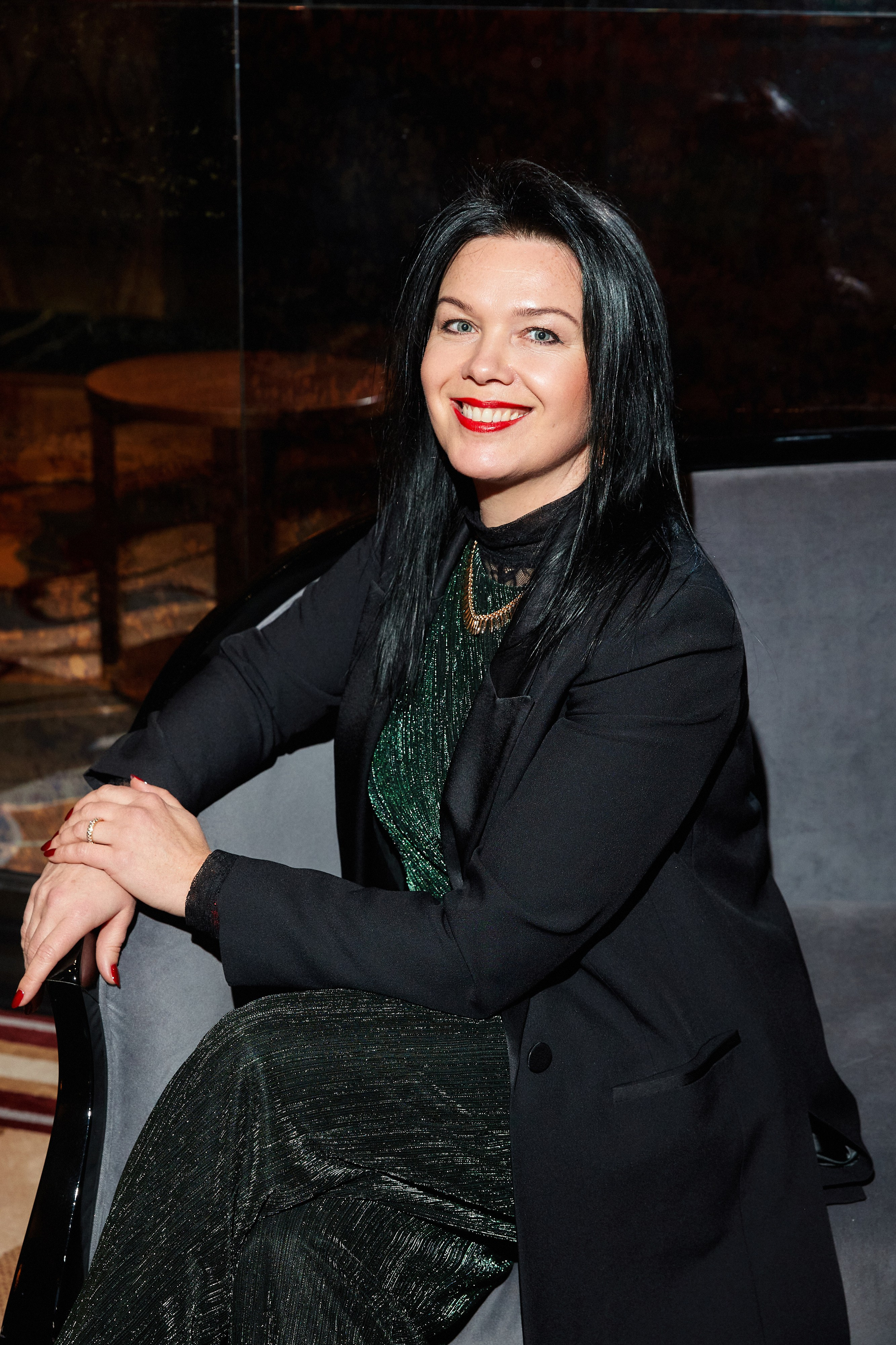 Conference by Daria Oskin. Destination wedding and fashion photographer in Riga Igor Davidovich