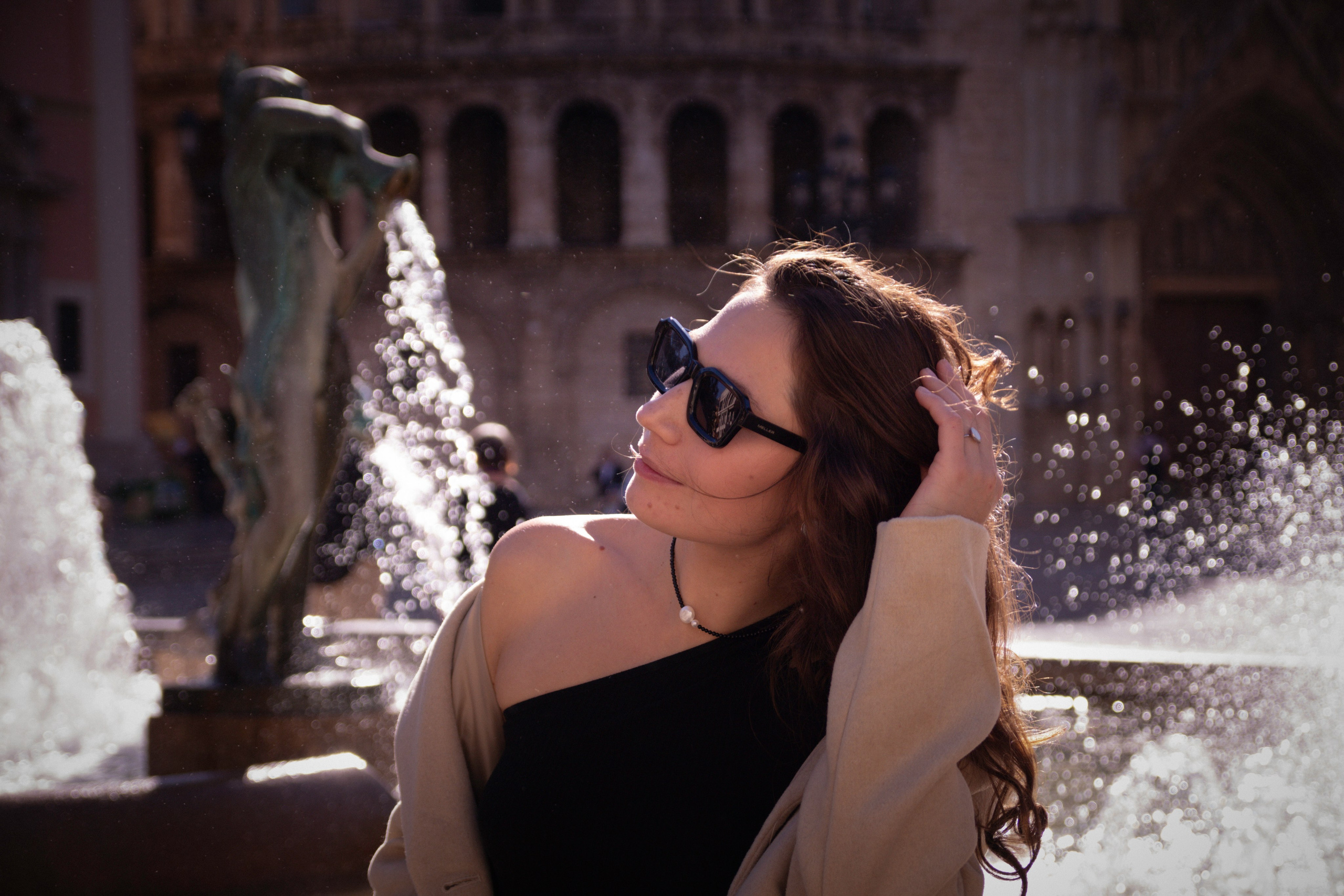 PASEO EN VALENCIA. Fotógrafa Olena Petryk. Realizo sesiones de fotos en Puerto de Sagunto