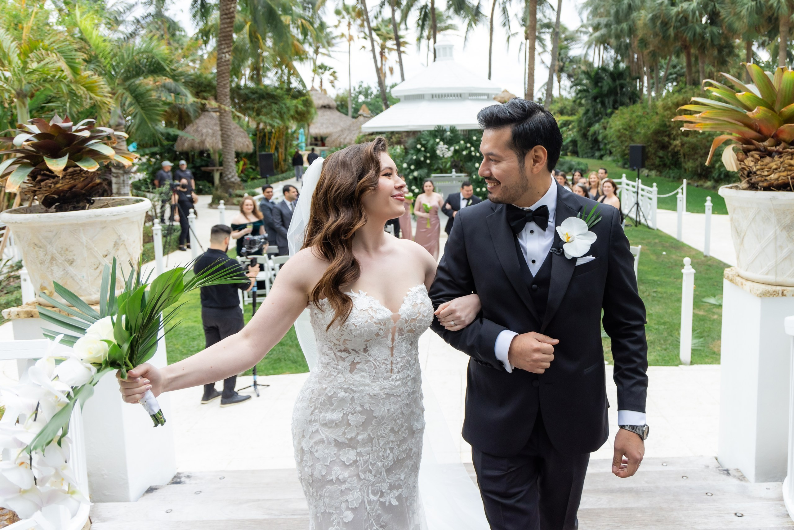 Alyssa and Daniel, The Palms Hotel, Miami. Wedding Photo & Video