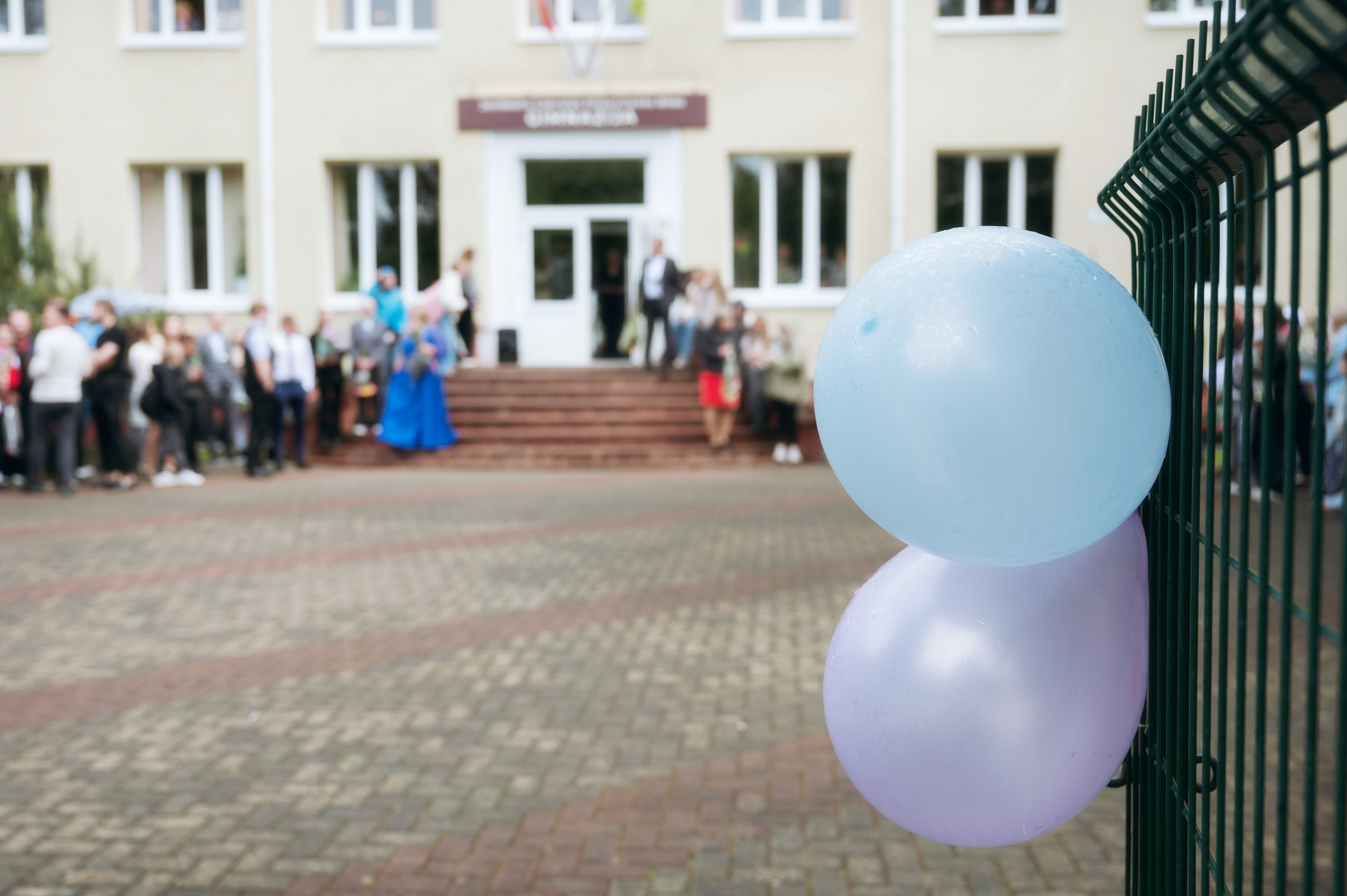 Paskutinis skambutis Joniškėlyje. Vestuvių fotografė Santa Jonuškė | Šiaulių apskritis, Panevėžio apskritis ir visa Lietuva