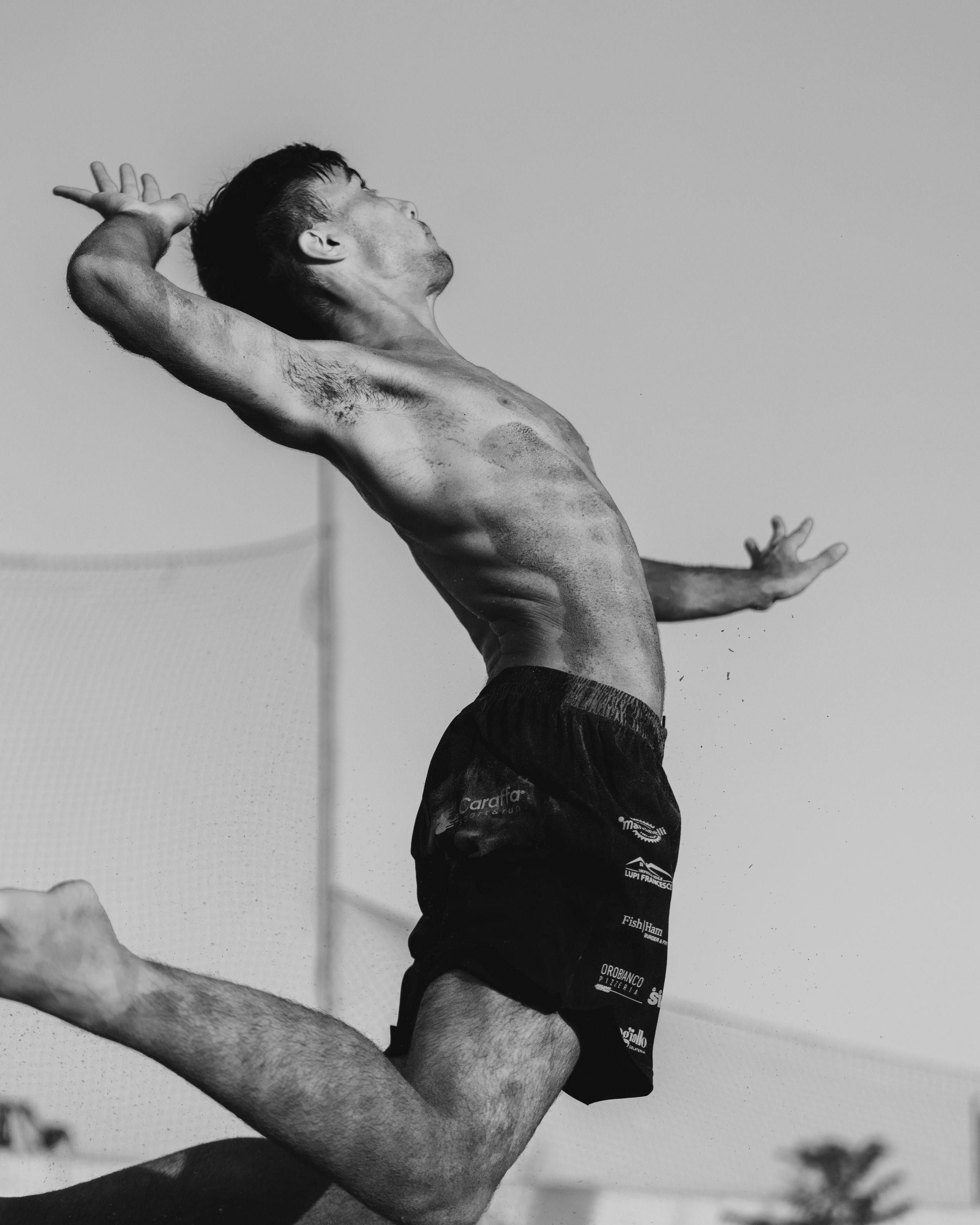 BEACH VOLLEY. Weddings, sports and events photographer in Senigallia