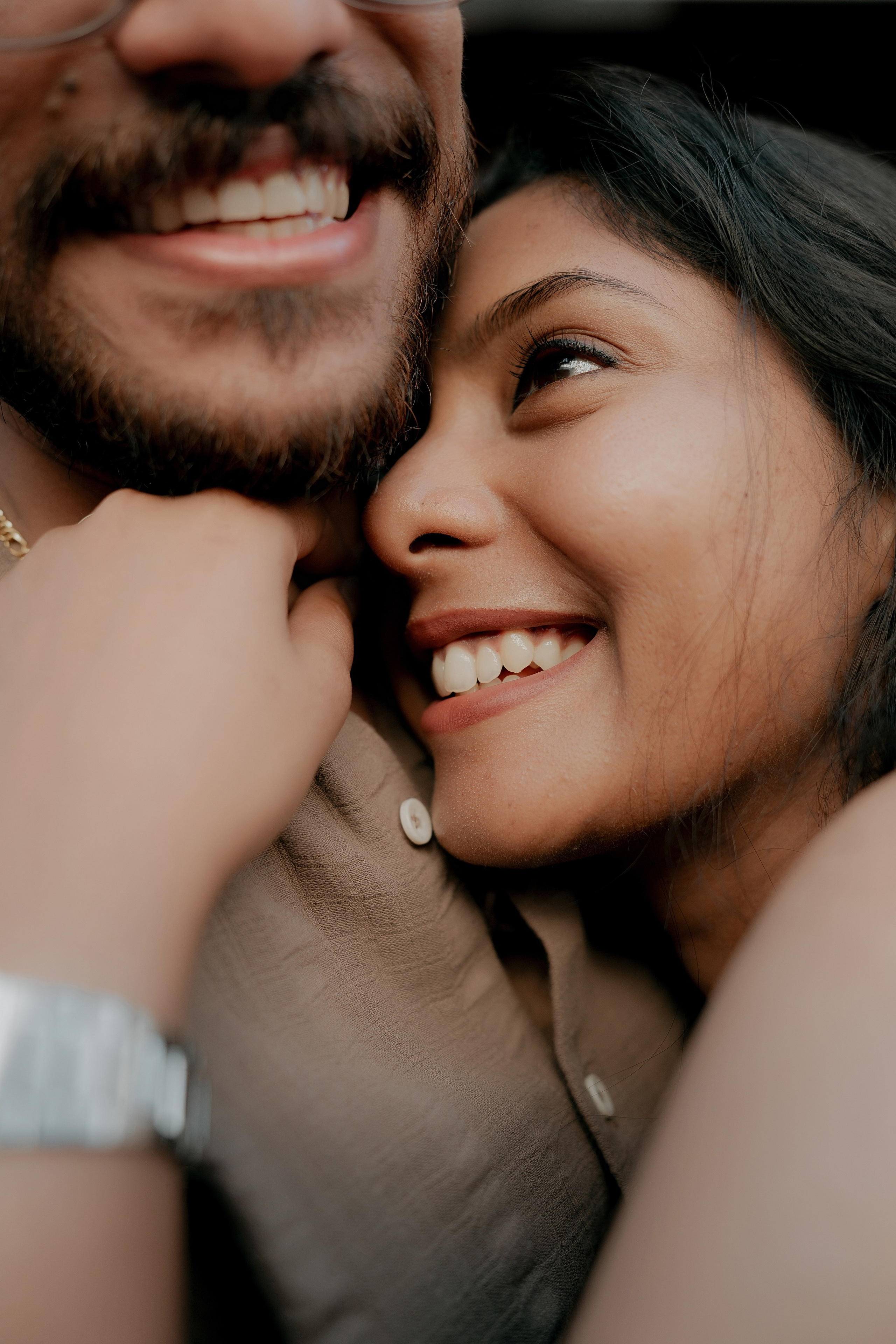 Street Romance! Ft. Naveen & Soniya. Fine art Wedding Photographers in India & Canada