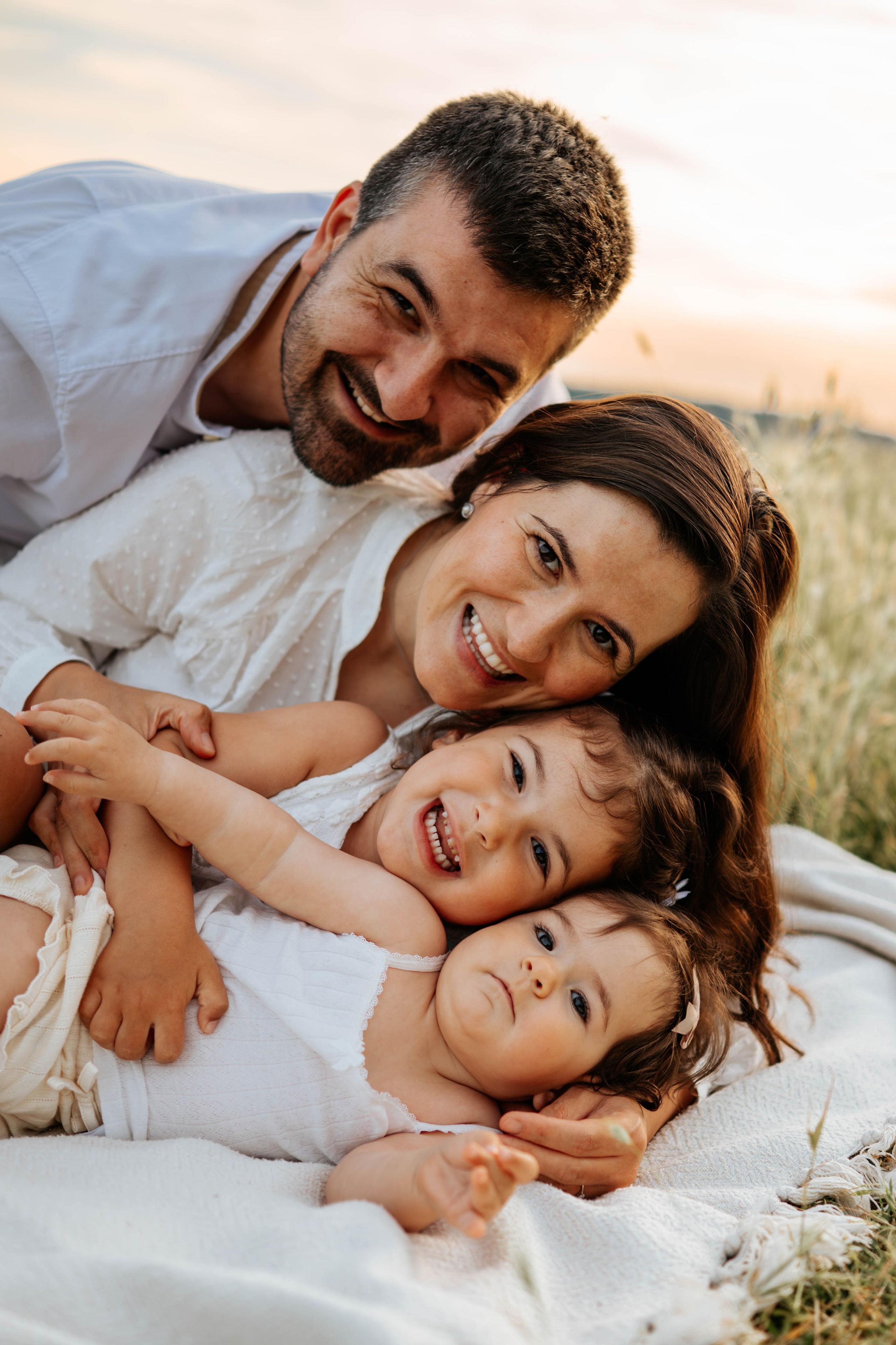 Katarina, Danijel, Petra i Julija - porodično fotografisanje. Dečiji i porodični fotograf