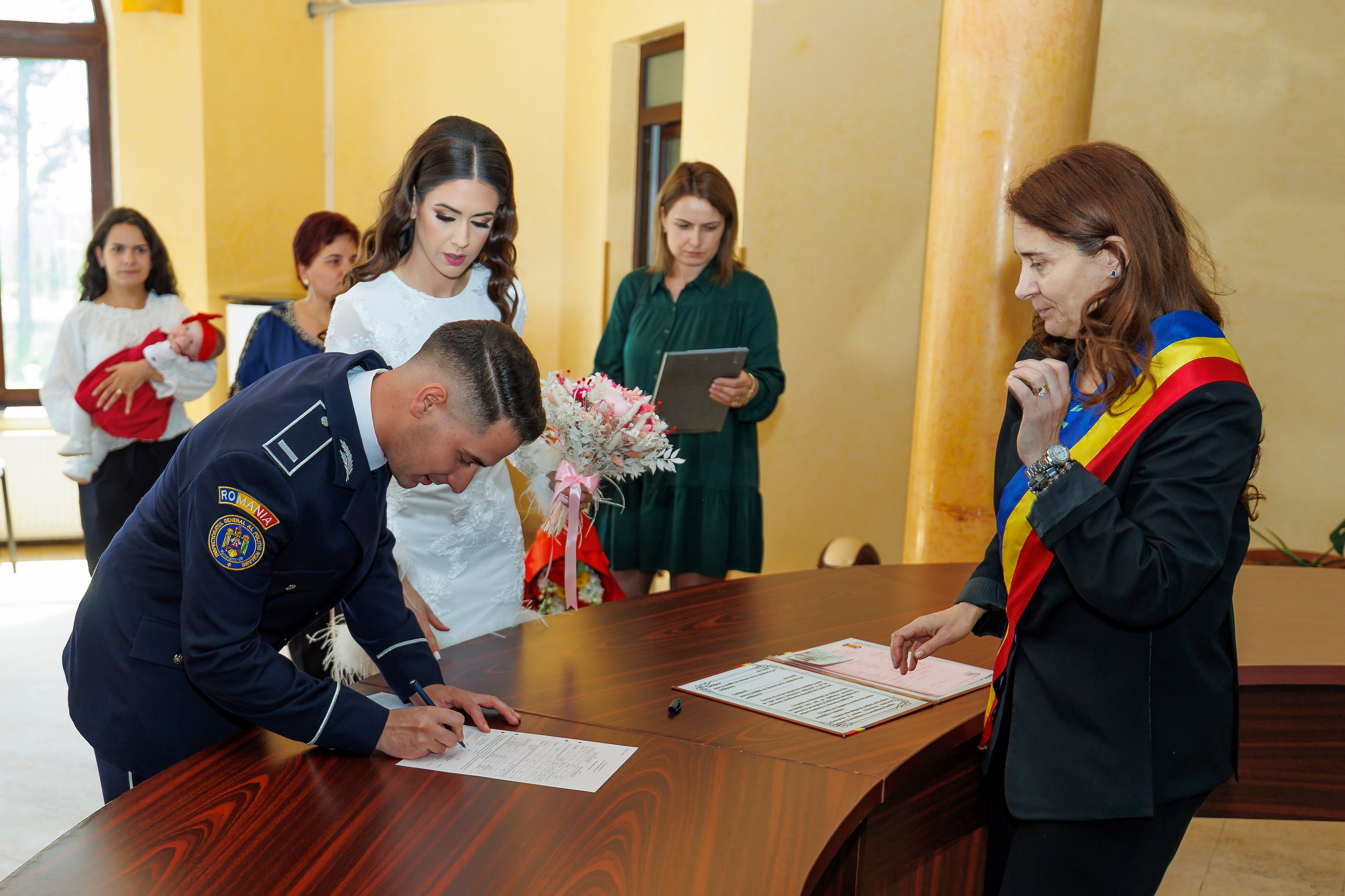 Mirona & Marius — Cununia Civilă. Chromatikaevents