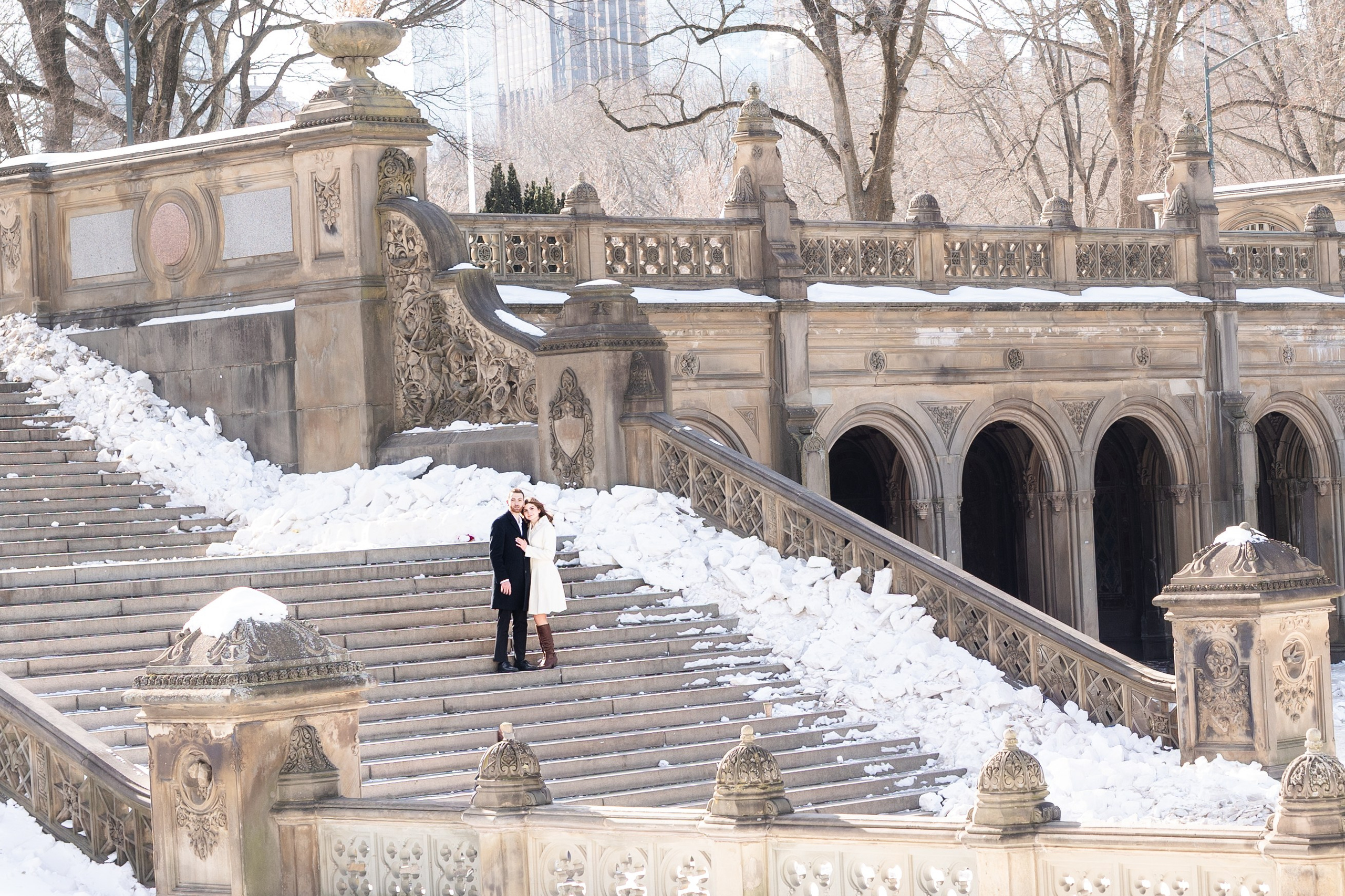 Winter Love in Central Park. Family, lifestyle, and commercial photography in New York and New Jersey