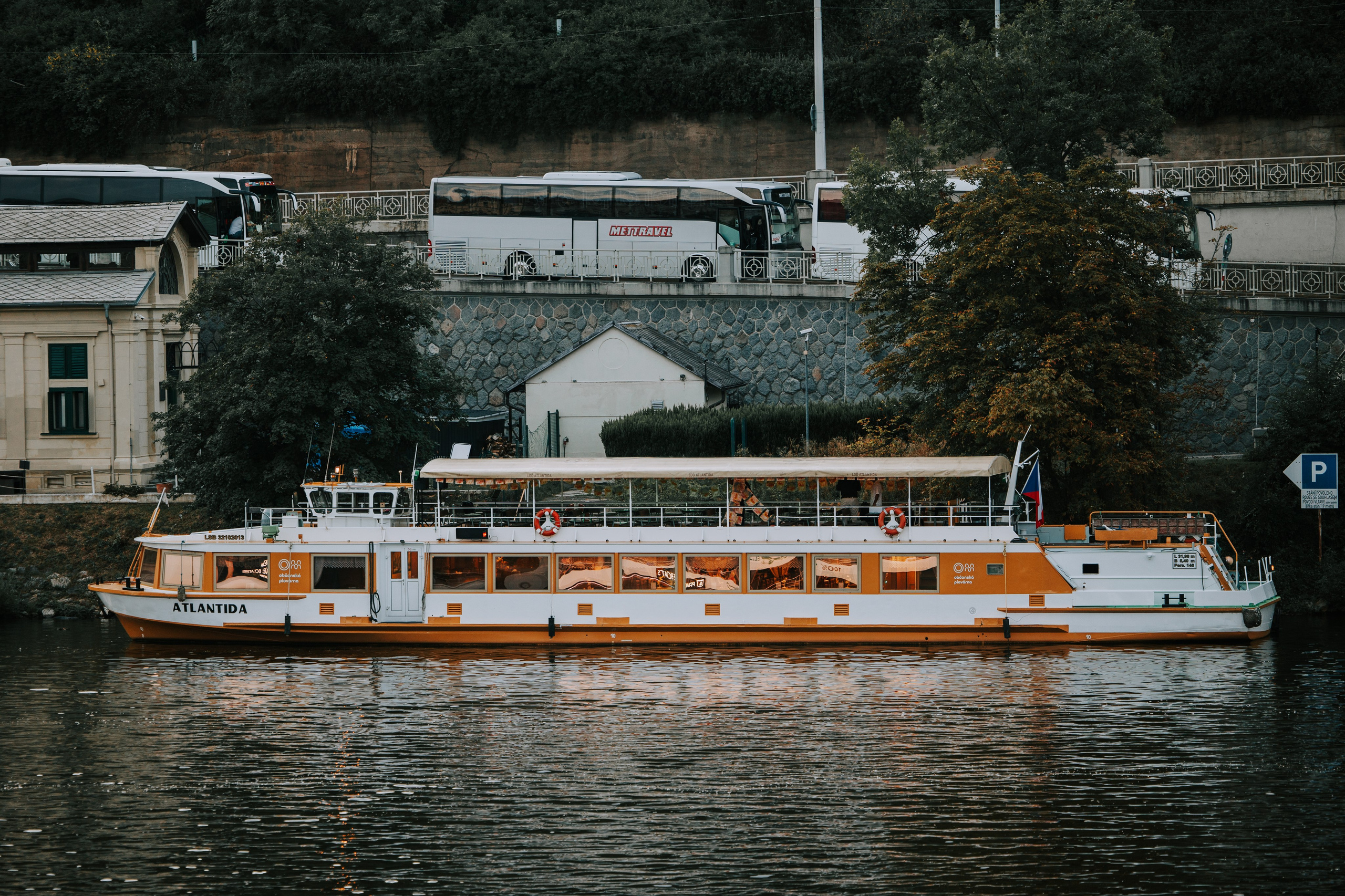 Johanneshof, Prague. AMIR BUCHNIK PHOTOGRAPHER