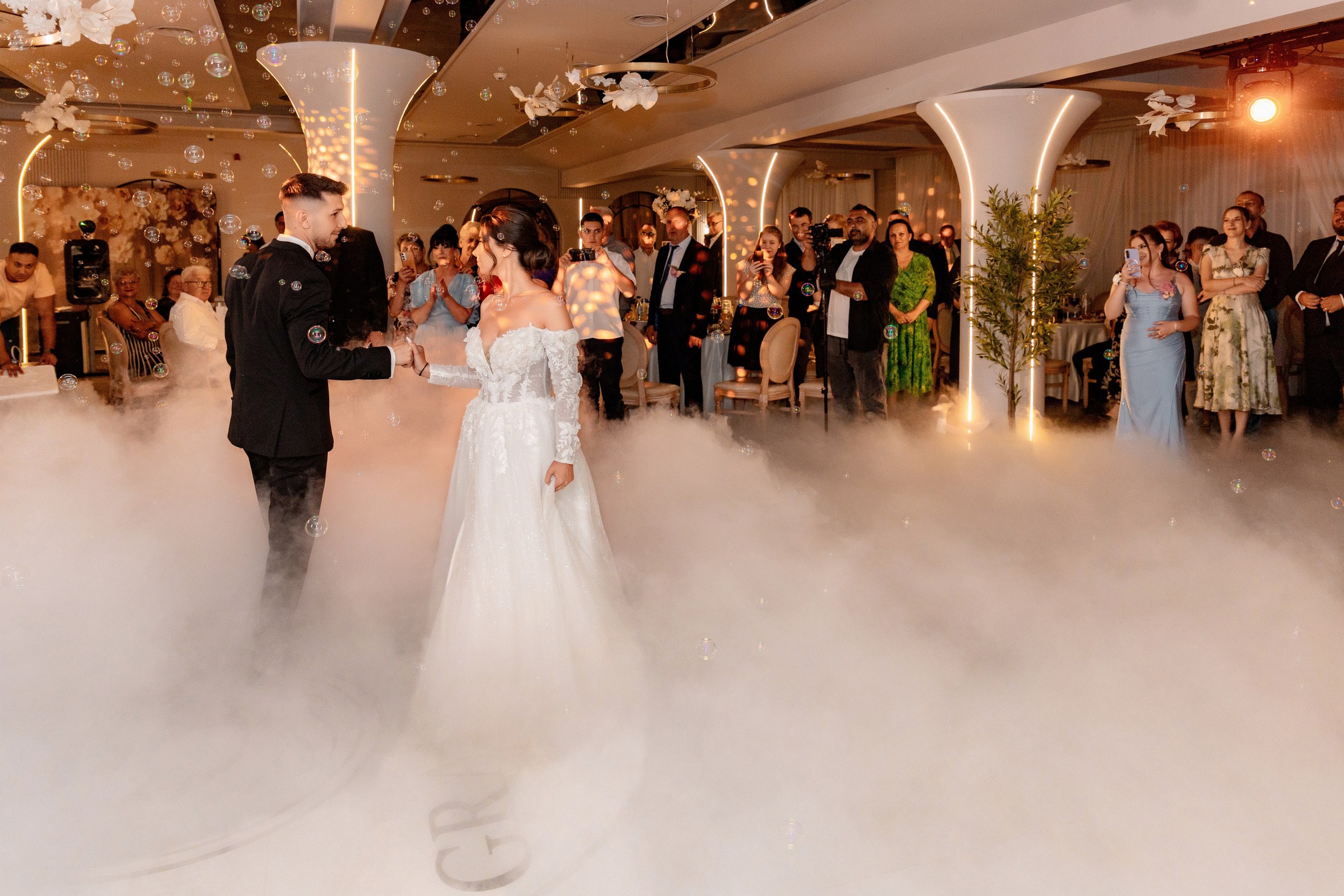 George & Gina. Lucian Dedeu — Fotograf