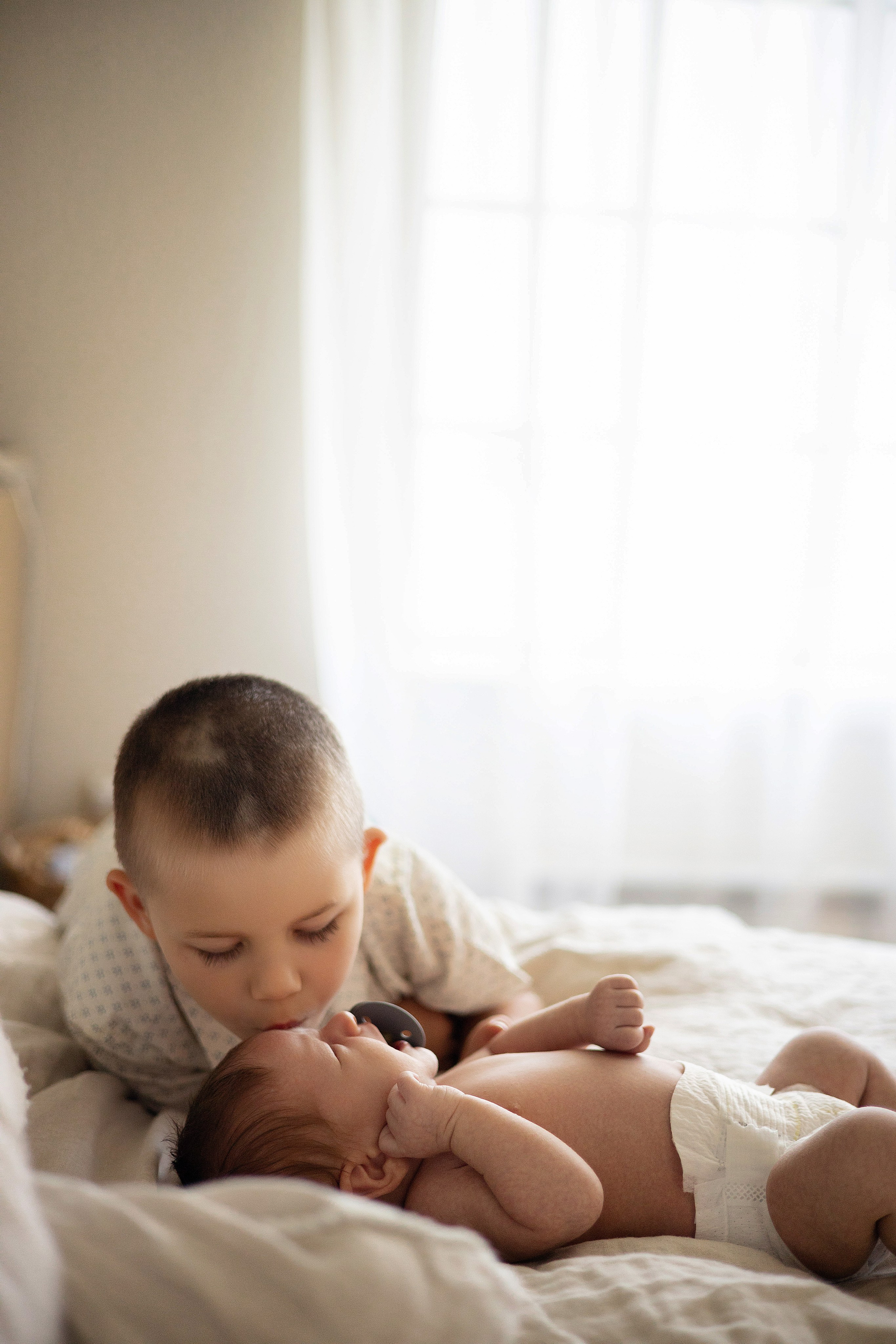 Newborn Lifestyle #2. Bay Area Photographer: family, maternity, love story, wedding