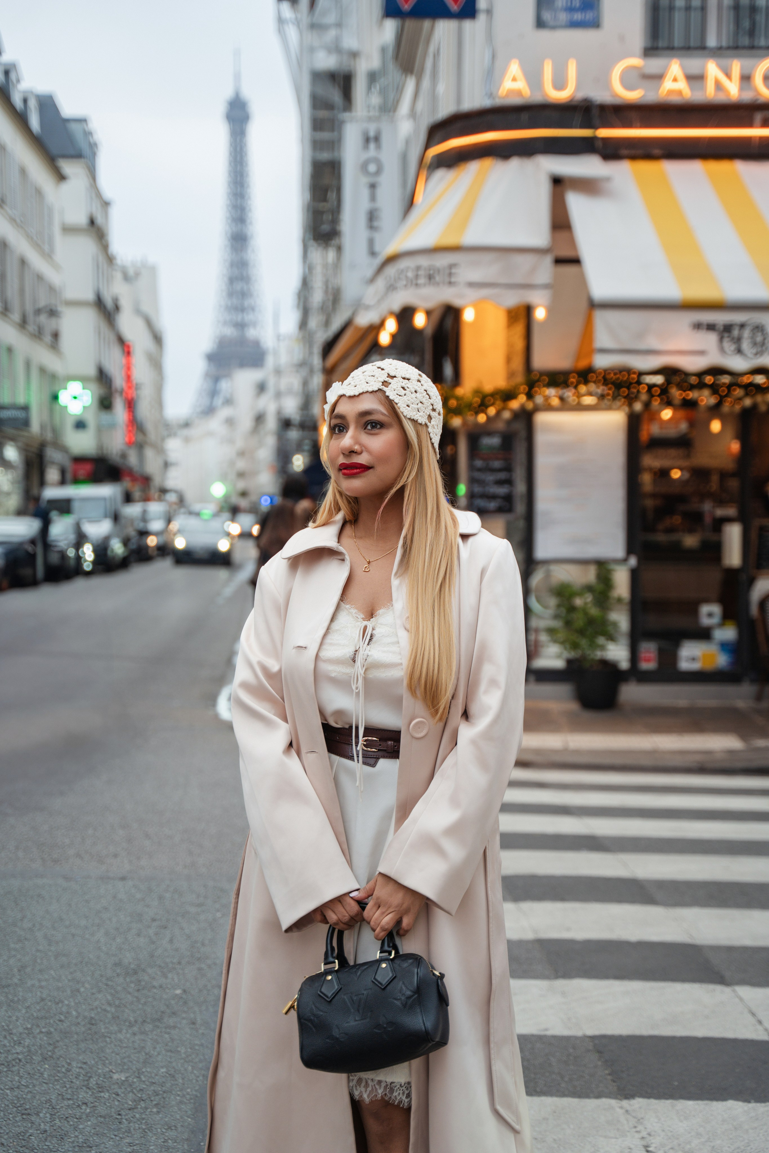 Team. Photographer in Paris Yulia Shkadina | Couples, engagement, pre-wedding, individual photo-shoots in Paris at the best locations