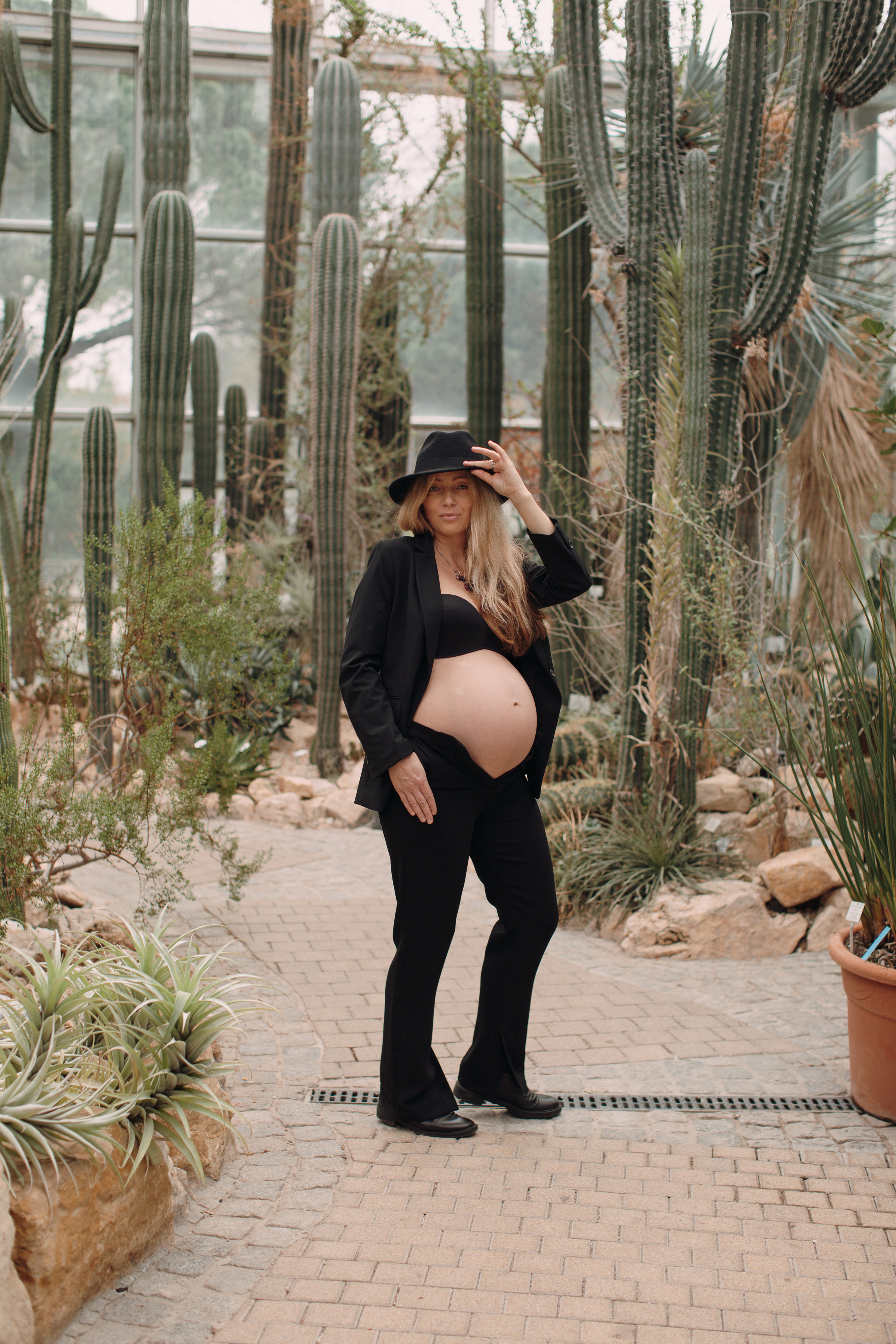 Albina im Garten. Семейный и свадебный фотограф в Франкфурте на Майне Алина Браун