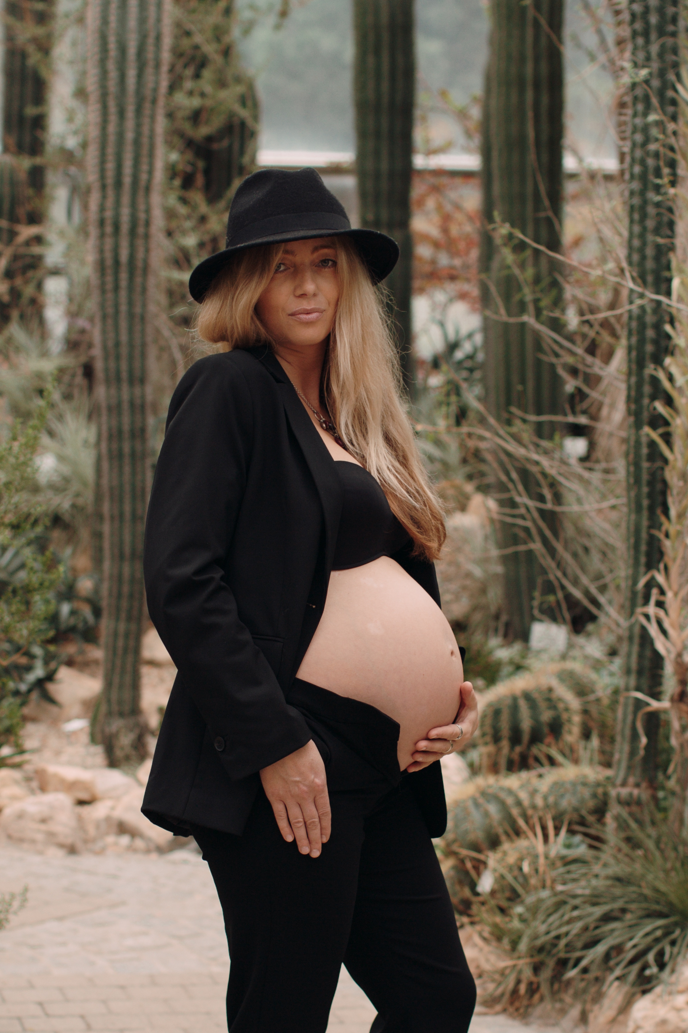 Albina im Garten. Семейный и свадебный фотограф в Франкфурте на Майне Алина Браун