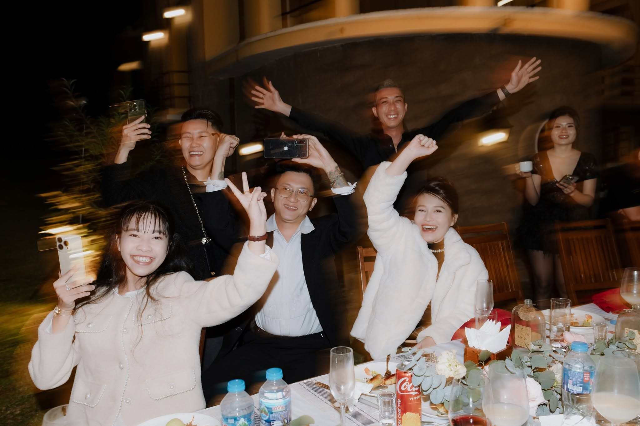 𝐃𝐄𝐍𝐍𝐈𝐒 ⓐⓝⓓ 𝐓𝐈𝐍𝐘/Destination Wedding. Nhiếp ảnh gia đám cưới hàng đầu tại Thành Phố Hồ Chí Minh