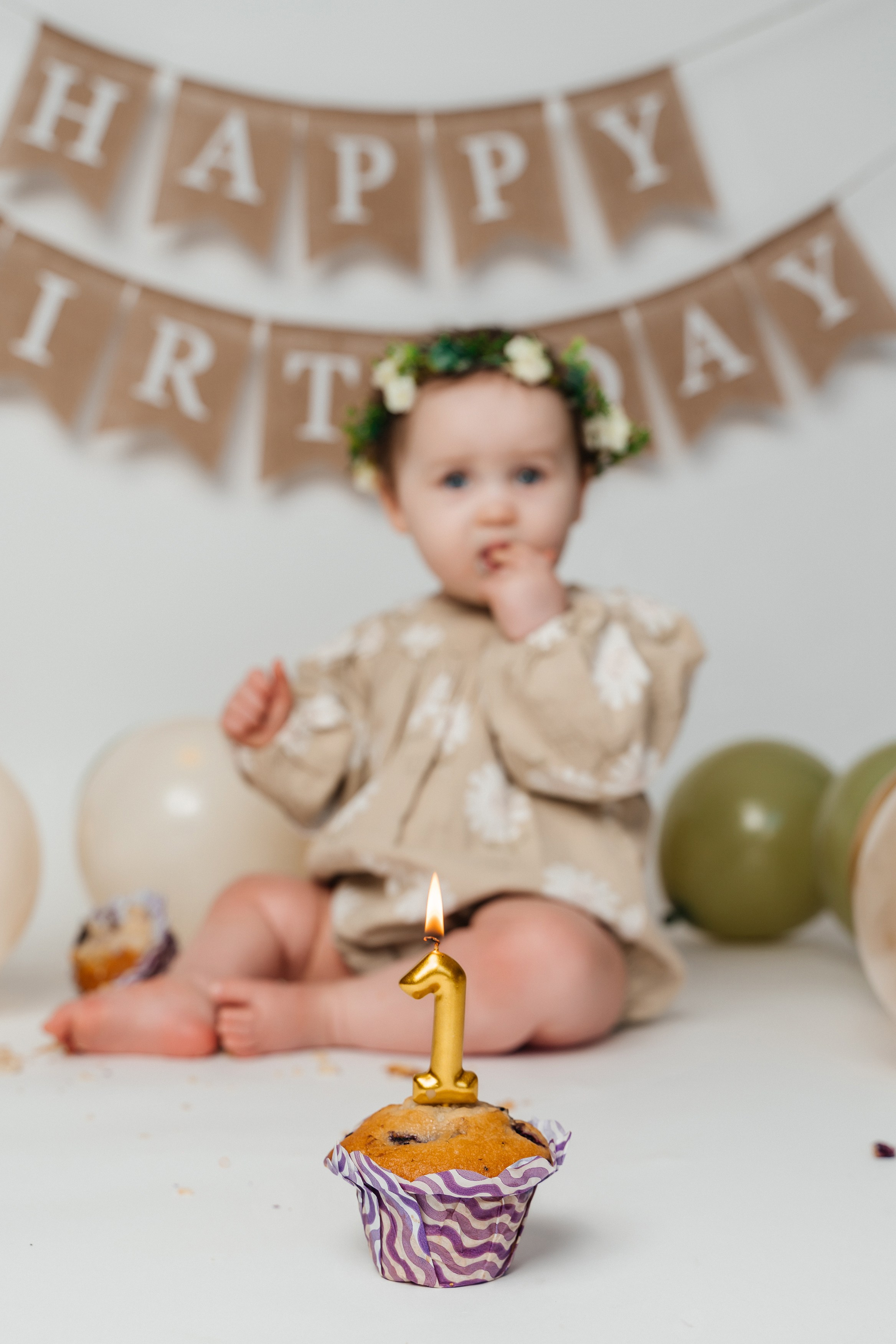 Studio photoshoot for Valentina 1 year old girl. Photographer in England Ekaterina Romanova