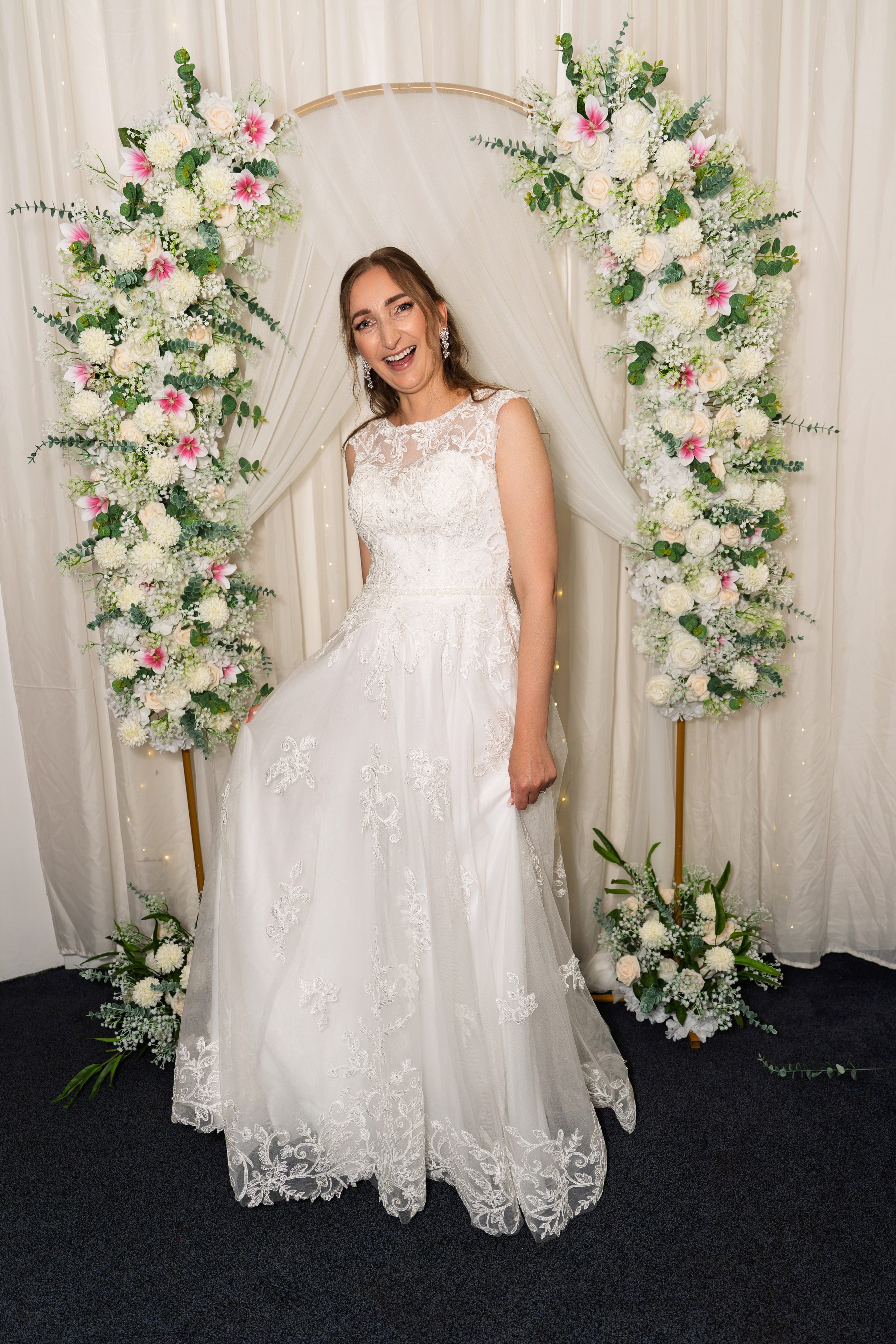 Book a wedding photographer and videographer in London. Wedding photographer in United Kingdom