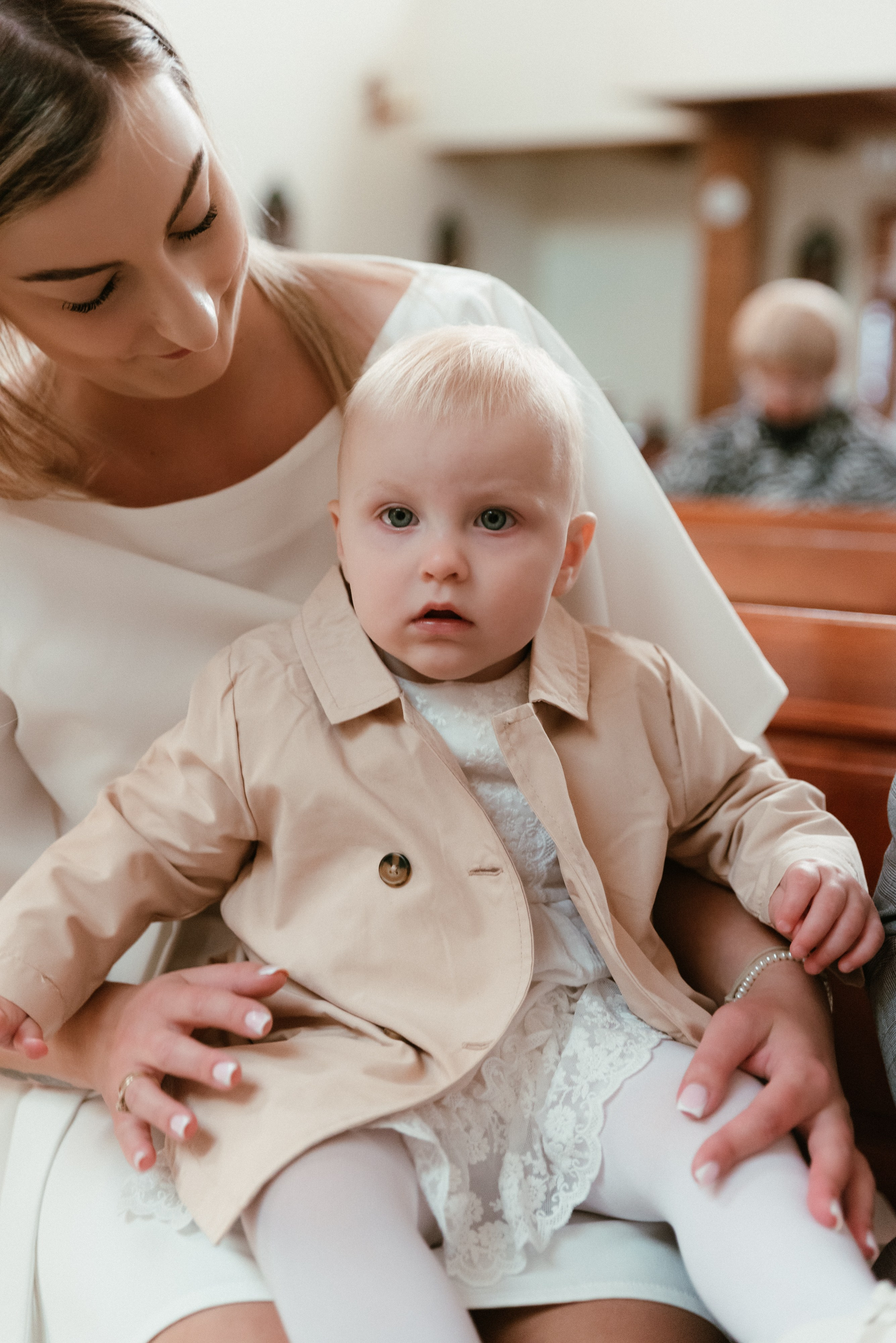 Chrzest Pola. Eugene Save – Fotograf Ślubny i Rodzinny | Warszawa i Cała Polska