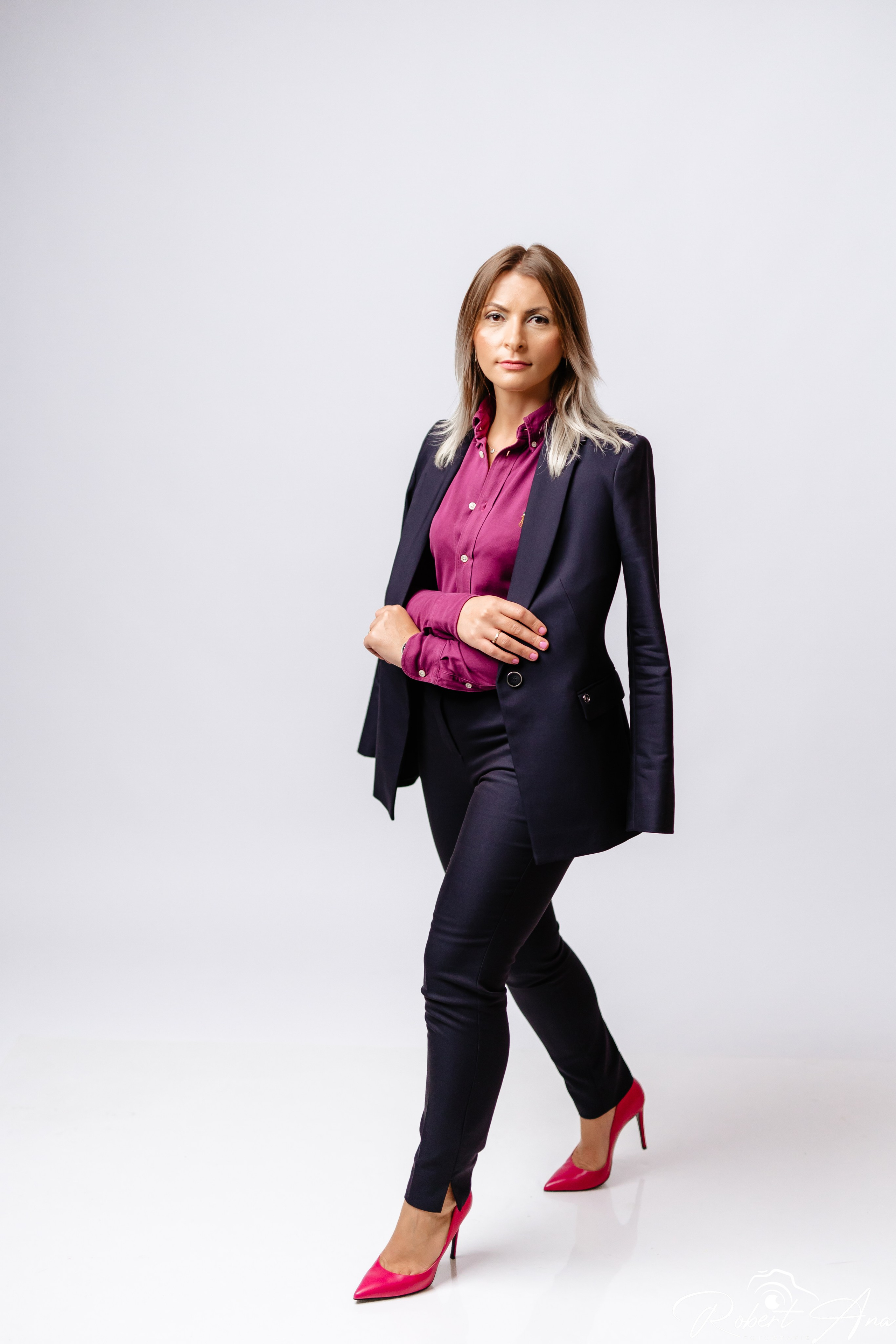 BUSINESS. Robert Blaj - Fotograf Nuntă Iași