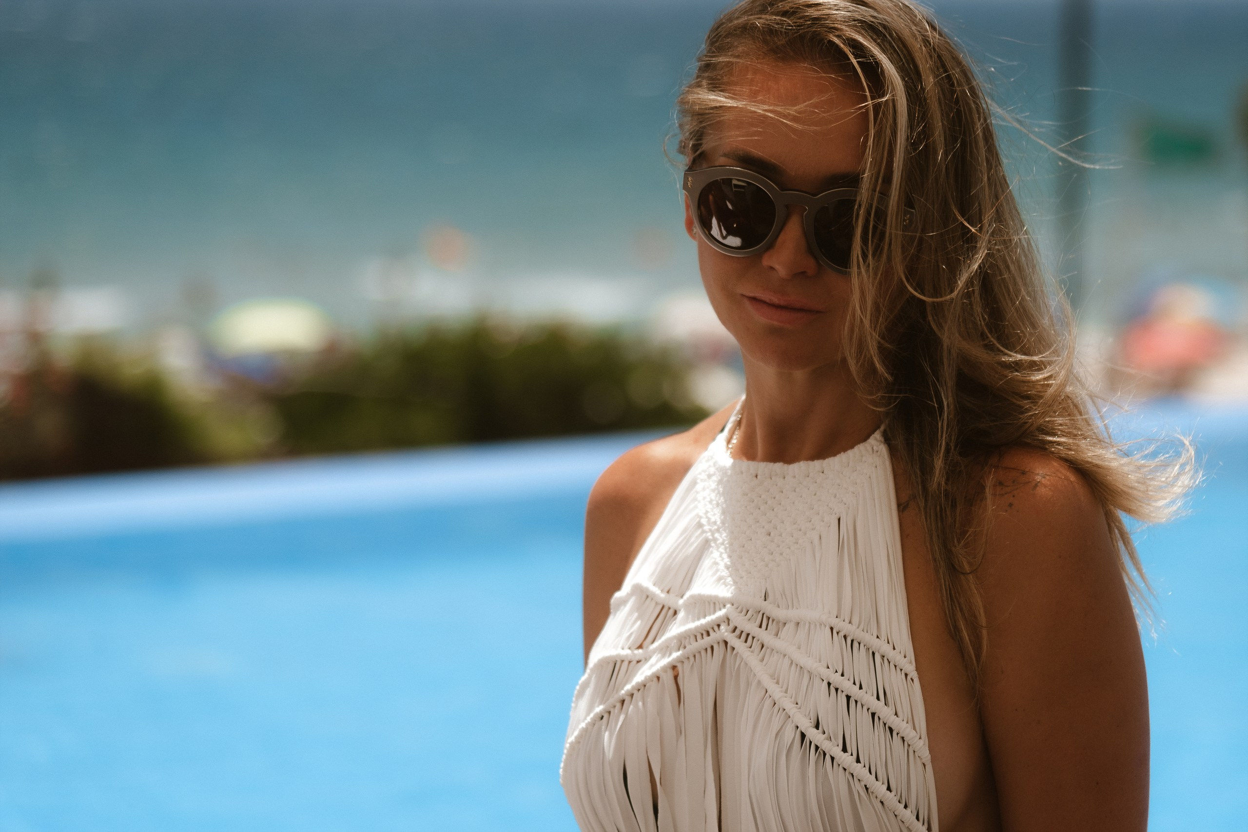 Hen party photographer in Spain — live photos by the pool | Andrey Lukovnikov