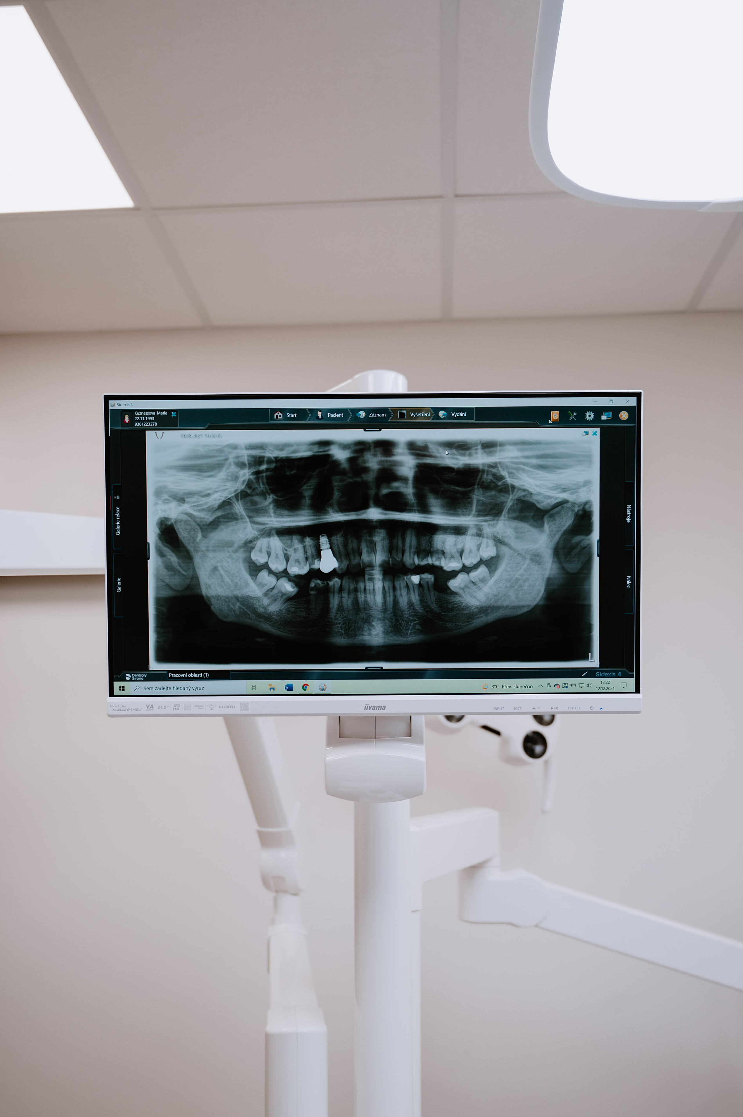 EDClinic dentistry in Prague. ANNA-MARIA PHOTO CONTENT CREATOR — фотограф, эстет, художник и визуальный эксперт в Instagram, работающий в Праге