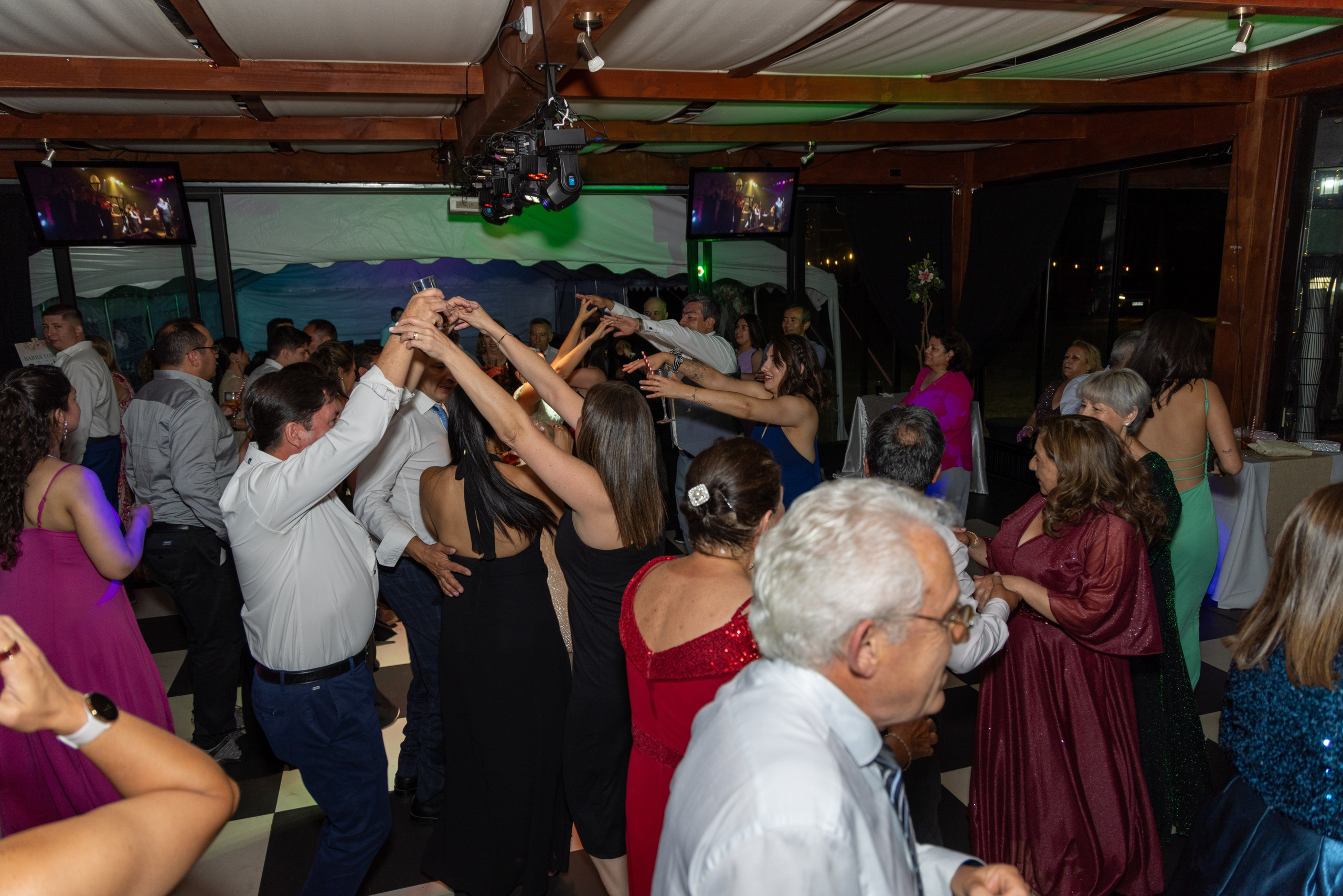 Katherin y Daniel. Dinka & Emilio - El arte de preservar lo que no se repite