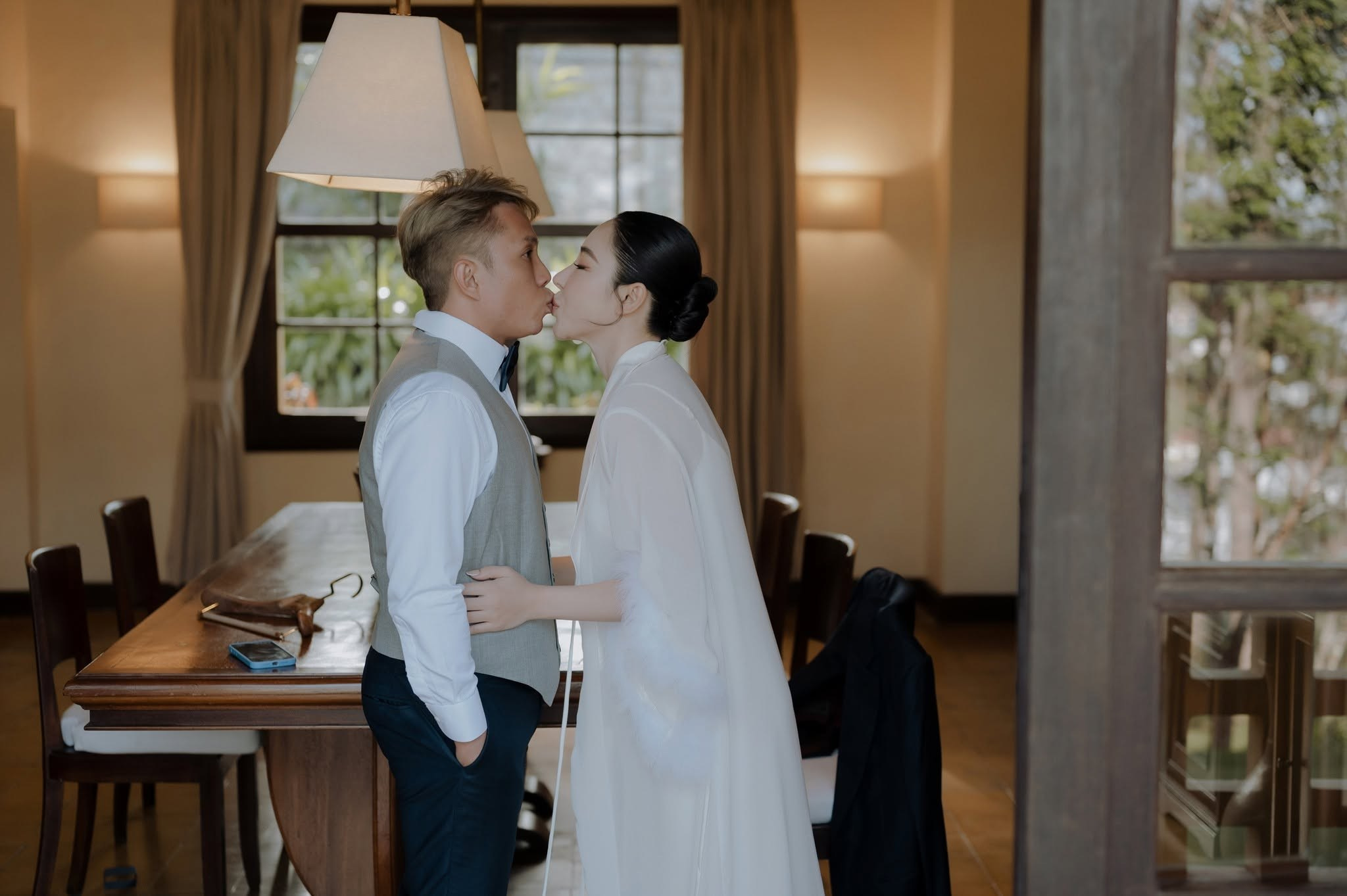 𝐃𝐄𝐍𝐍𝐈𝐒 ⓐⓝⓓ 𝐓𝐈𝐍𝐘/Destination Wedding. Nhiếp ảnh gia đám cưới hàng đầu tại Thành Phố Hồ Chí Minh