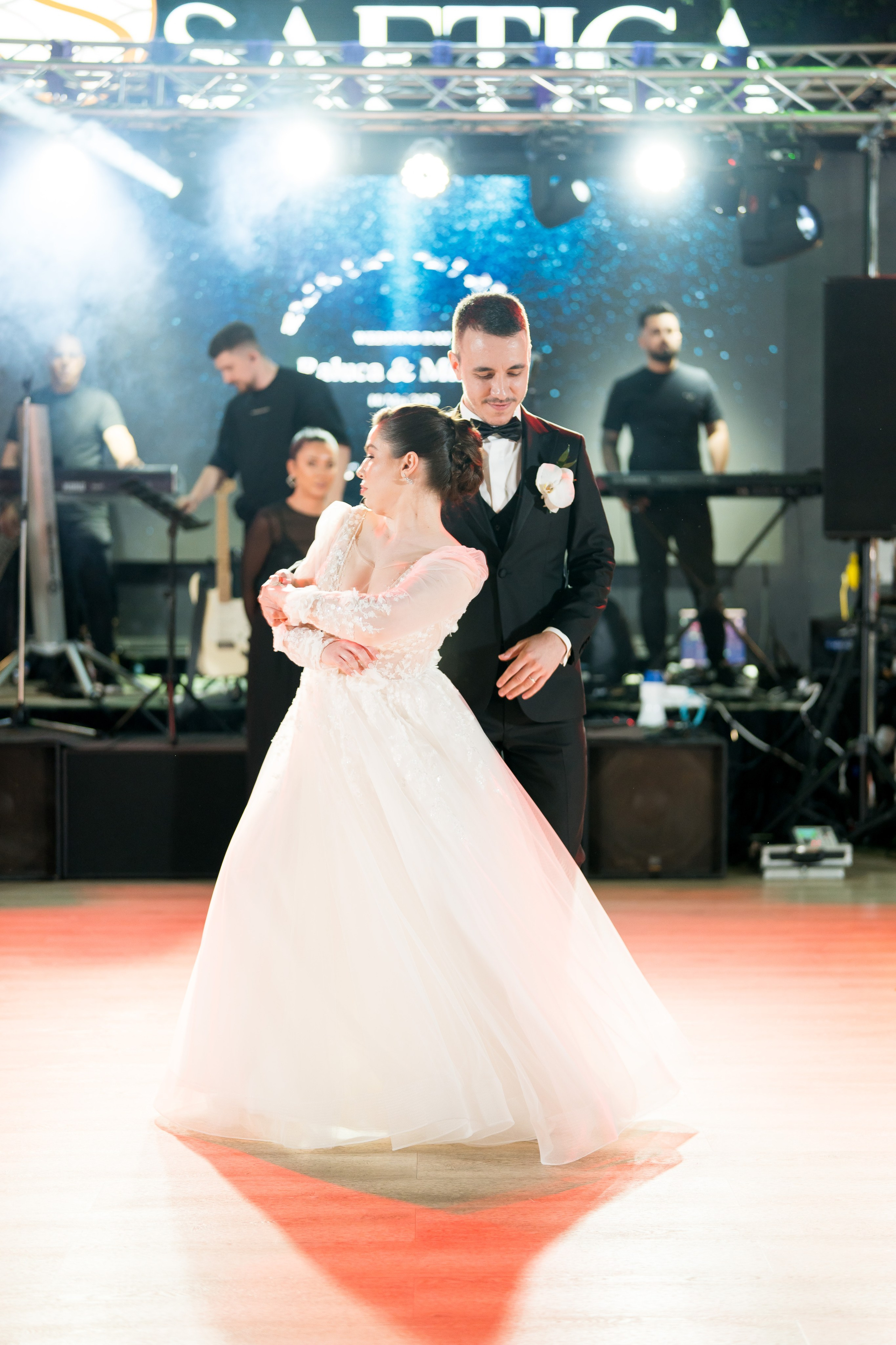 PARTY. Gabriel Florea — Fotograf nuntă București