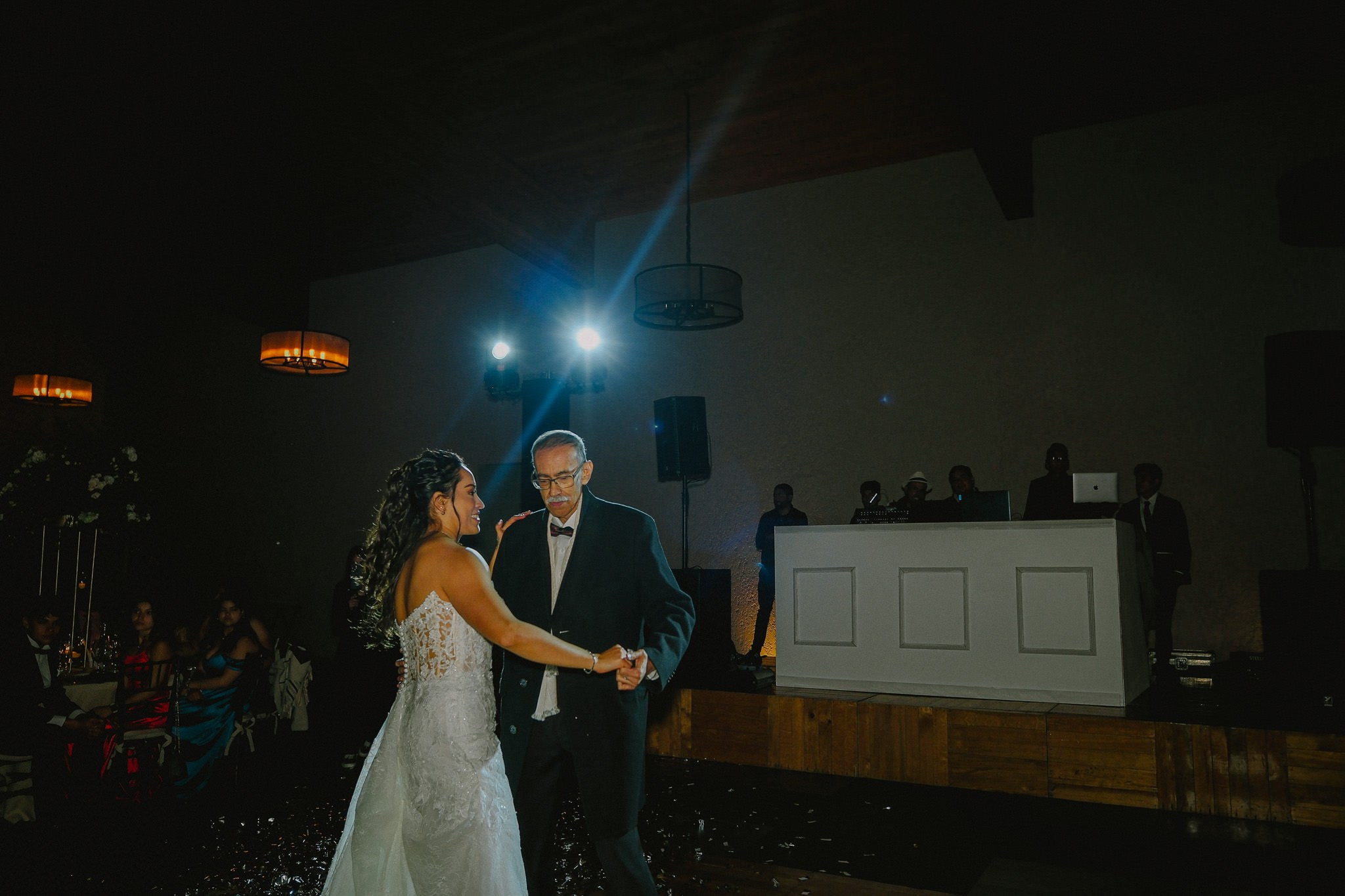 Yuriko & Hanzel. Wedding and family photographer in Mexico City