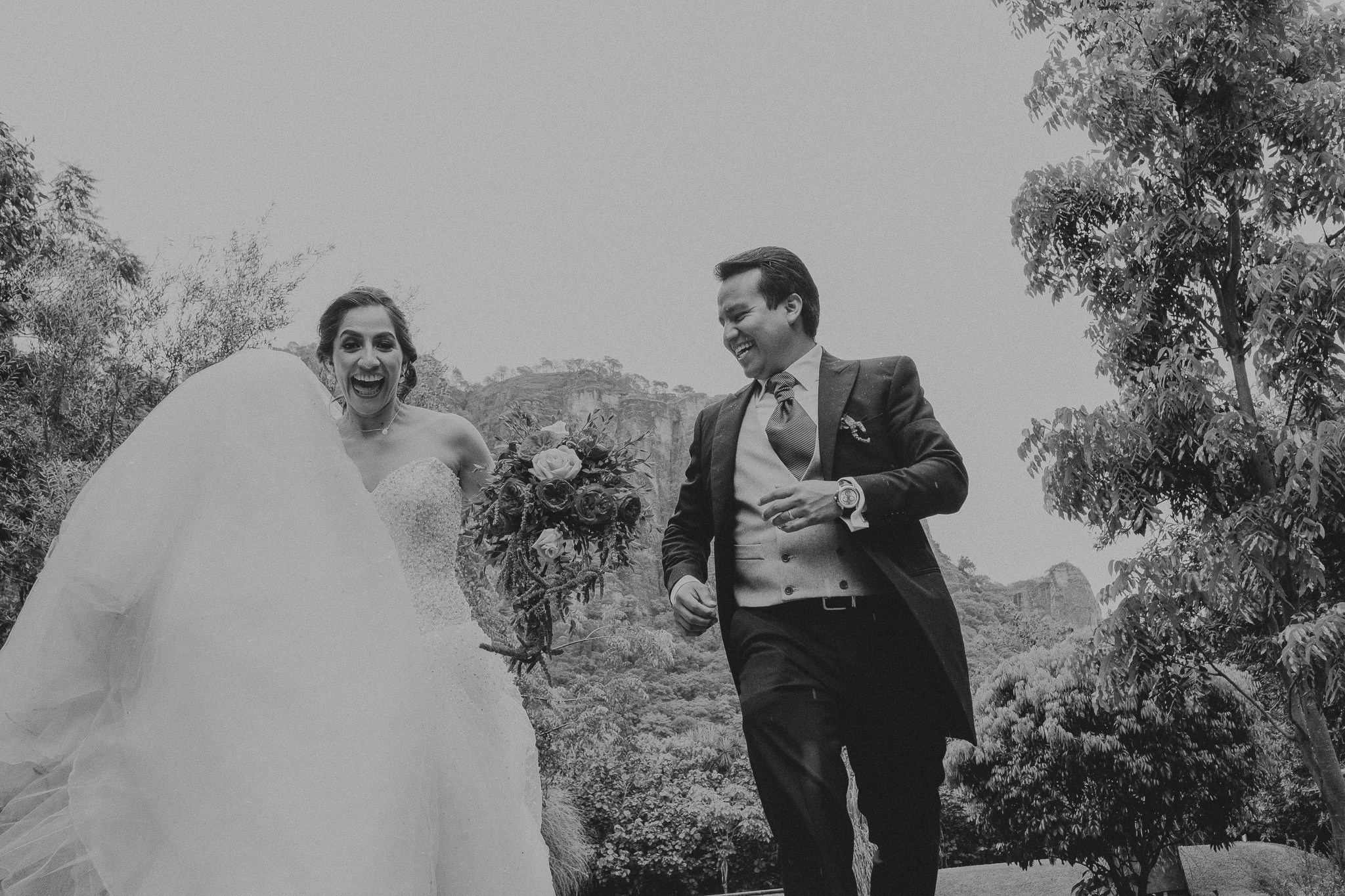 Ivonne & Carlos. Wedding and family photographer in Mexico City