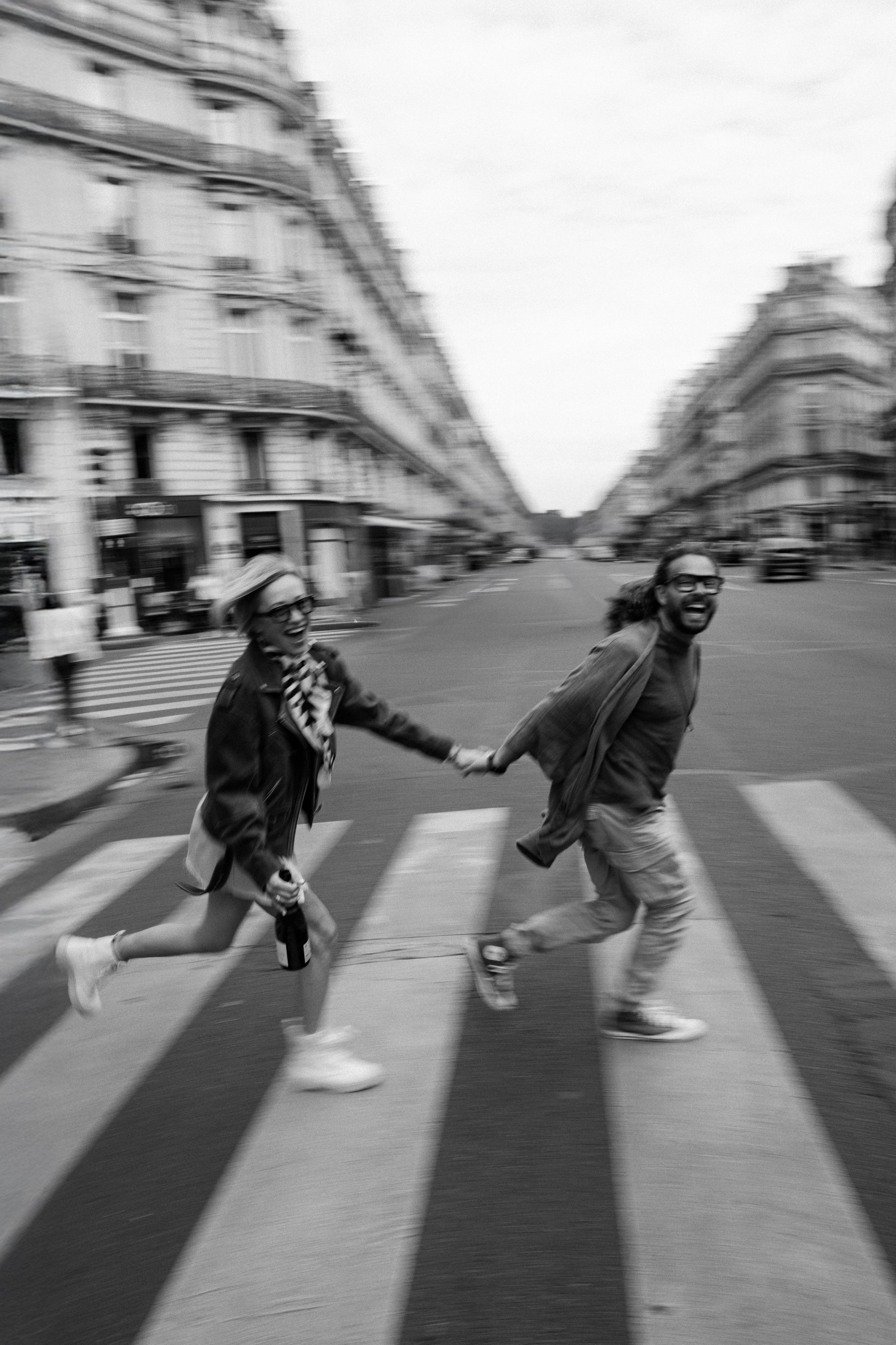 Oxi & Felix — Shooting in Paris. Paris Wedding Photographer