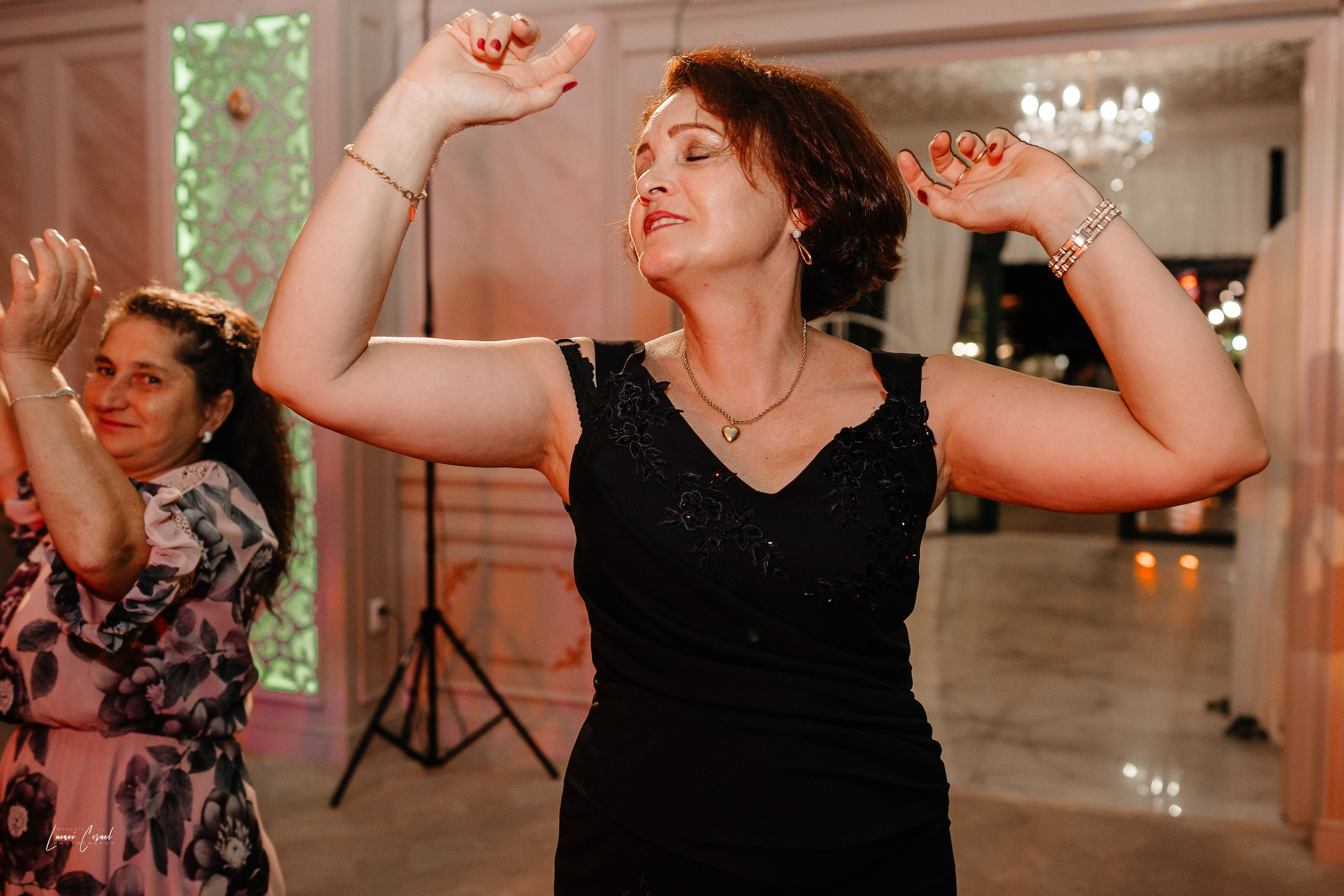 Diana & Cătălin – Nuntă clasică și rafinată. Fotograf de nuntă, corporate, botezuri, majorate și aniversări Roman, Lucaci Cornel