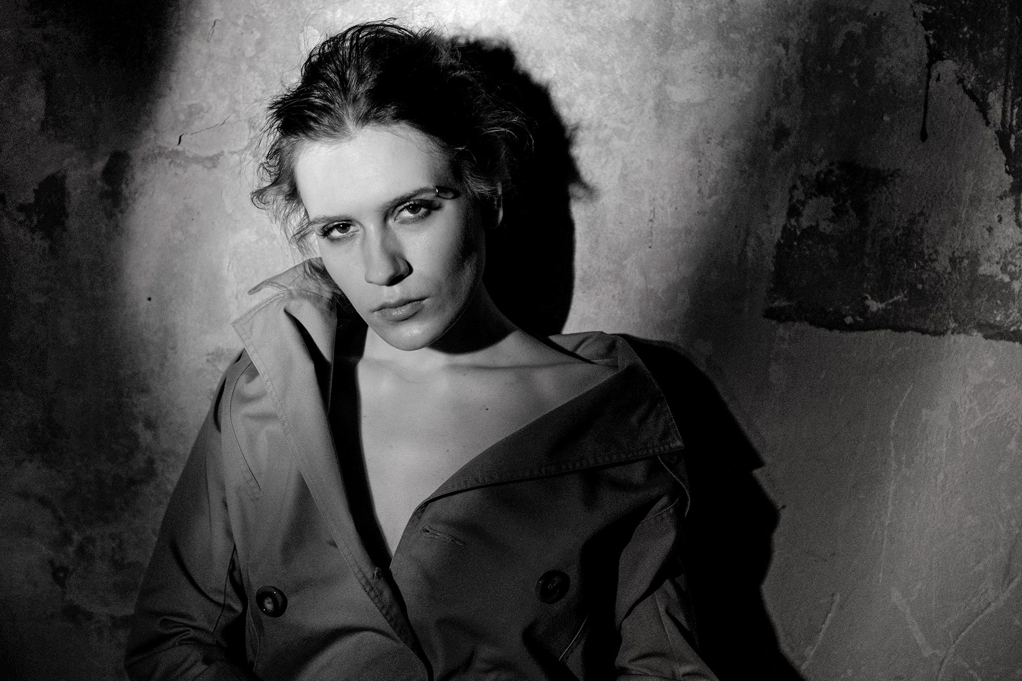 Портрет в стиле Питера Линберга. Надя. Портретный фотограф Алена Новгородцева