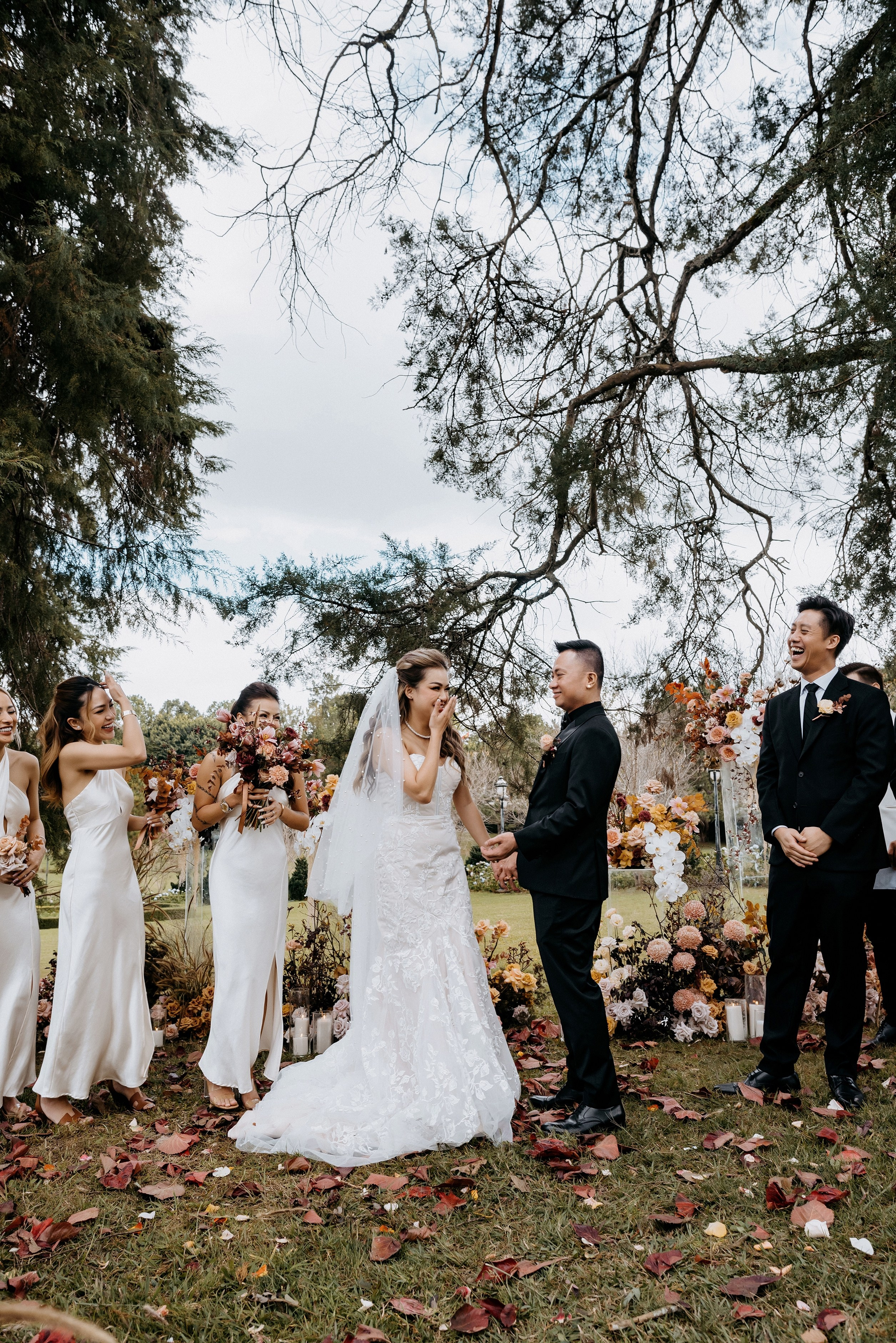 JESSE & MIMI / The Vows. Nhiếp ảnh gia đám cưới hàng đầu tại Thành Phố Hồ Chí Minh