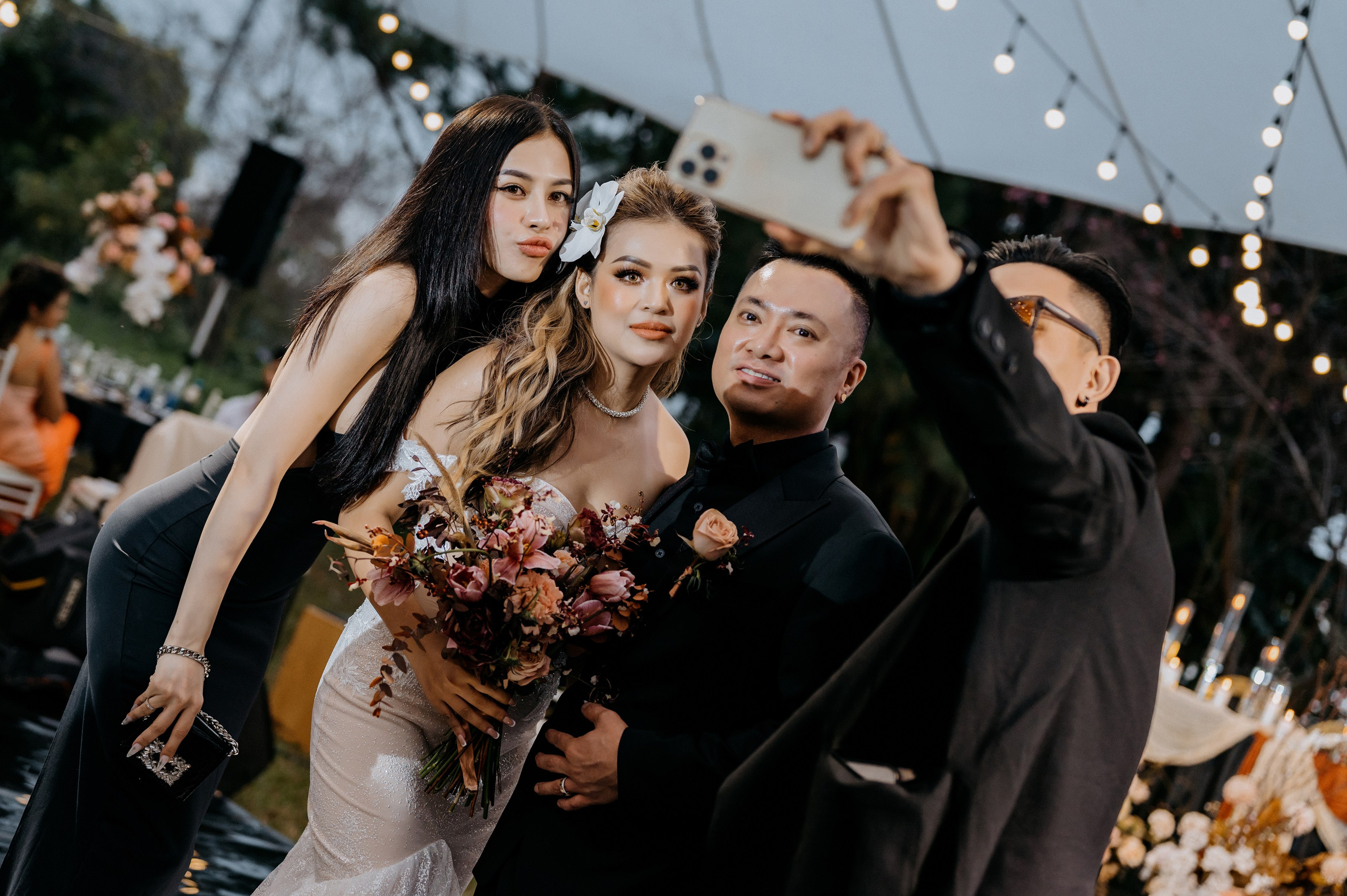 JESSE & MIMI / Destination wedding. Nhiếp ảnh gia đám cưới hàng đầu tại Thành Phố Hồ Chí Minh