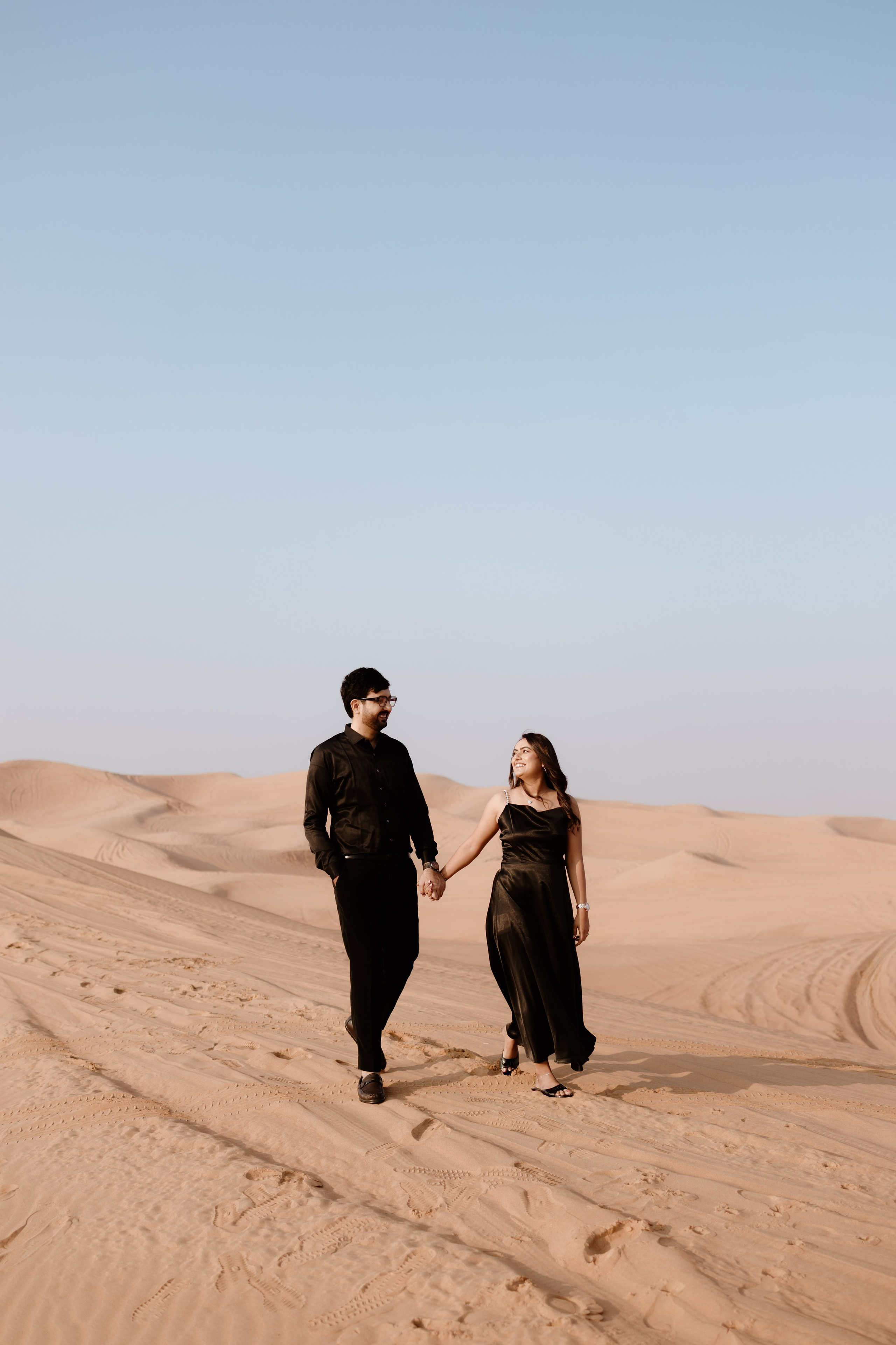 COUPLE SESSIONS. Love Emotions Weddings