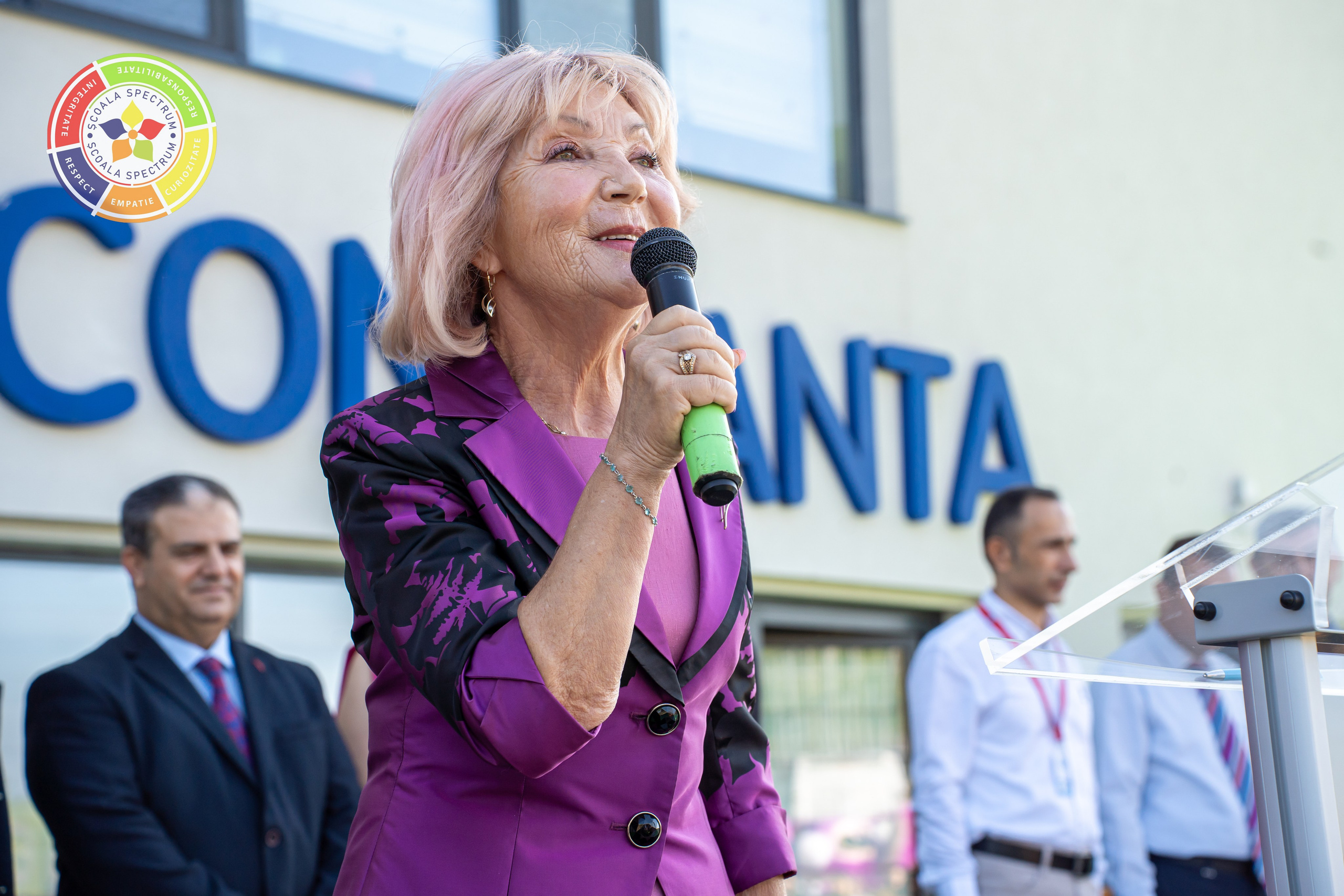 Scoala Gimnaziala Spectrum Constanta. Adelinne