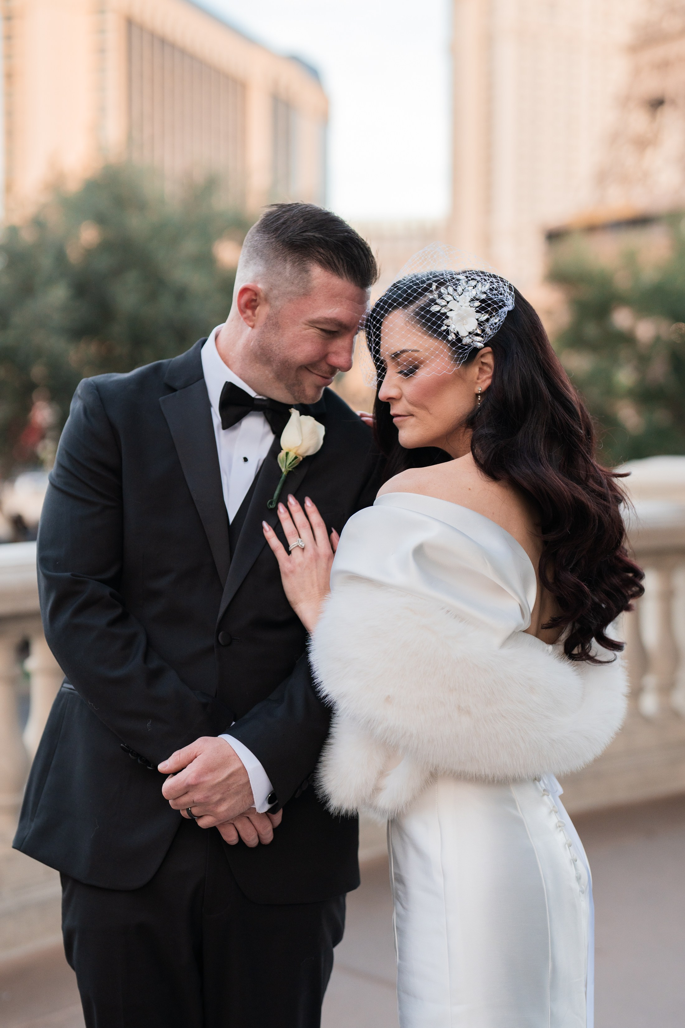Meghan&Nick. Wedding & elopement photographer Viktoriya Kravtsov. Las Vegas