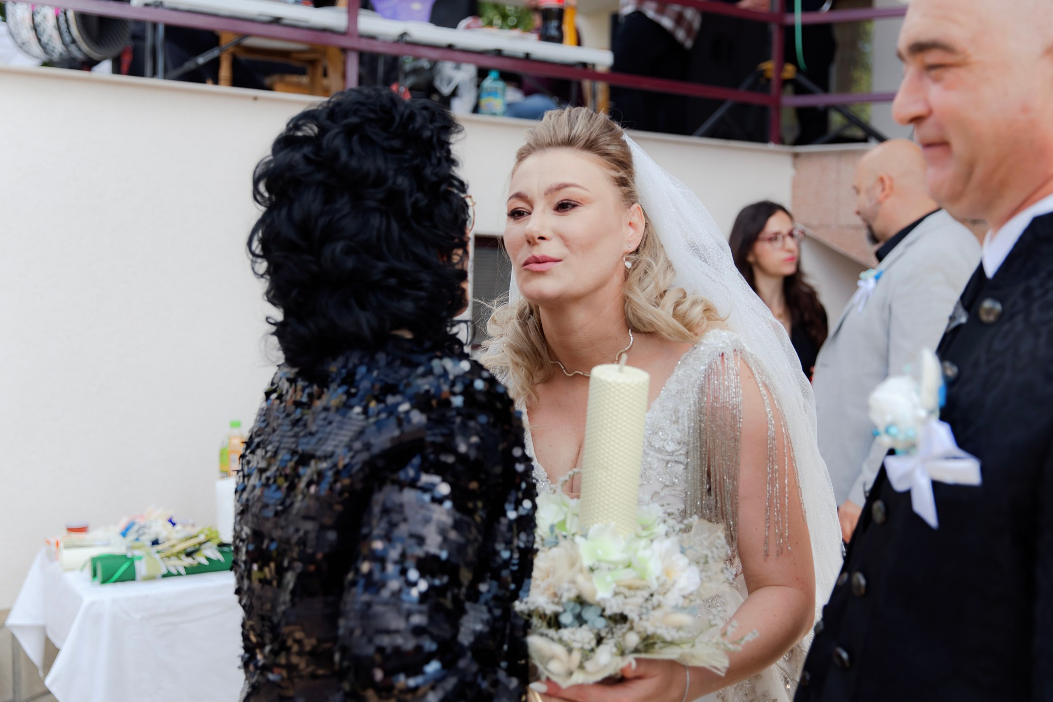 Mihai & Oana. Servicii foto-video profesionale, pentru momente de neuitat