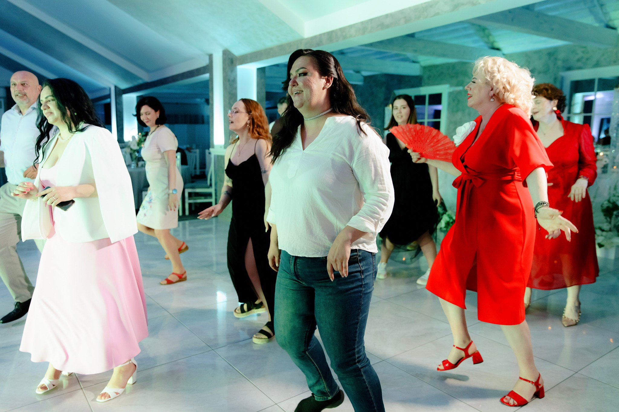 Ioana & Ionuț | Nuntă de poveste la Păstrăvăria Poiana din Mălini județul Suceava. Servicii foto-video profesionale, pentru momente de neuitat