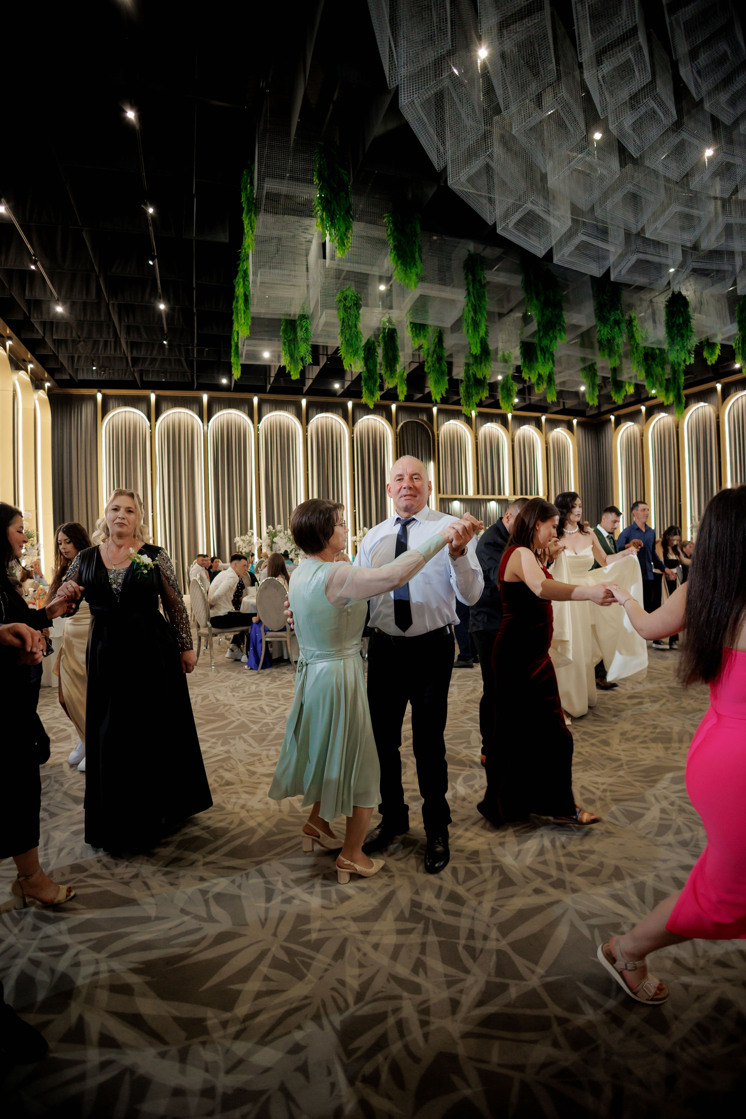 Nunta Nicoleta & Răzvan | Fotografie & Videografie Profesională. Servicii foto-video profesionale, pentru momente de neuitat