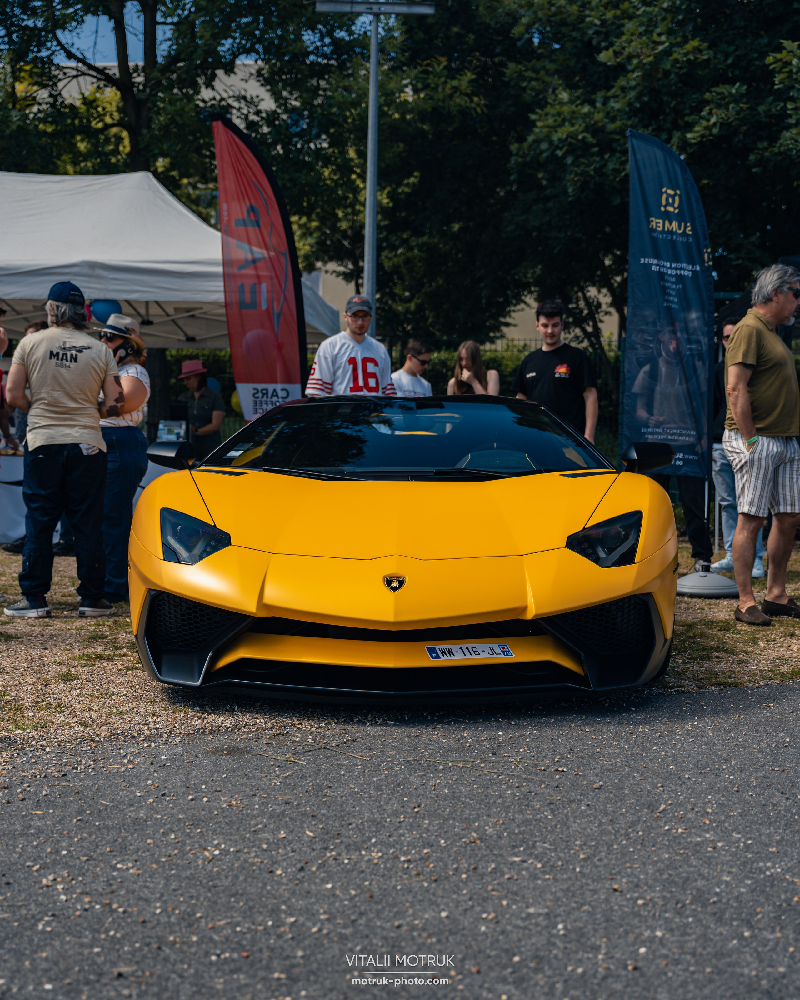 Cars and Coffee 23 juin 2024. Photographe de voitures à Paris — Vitalii Motruk