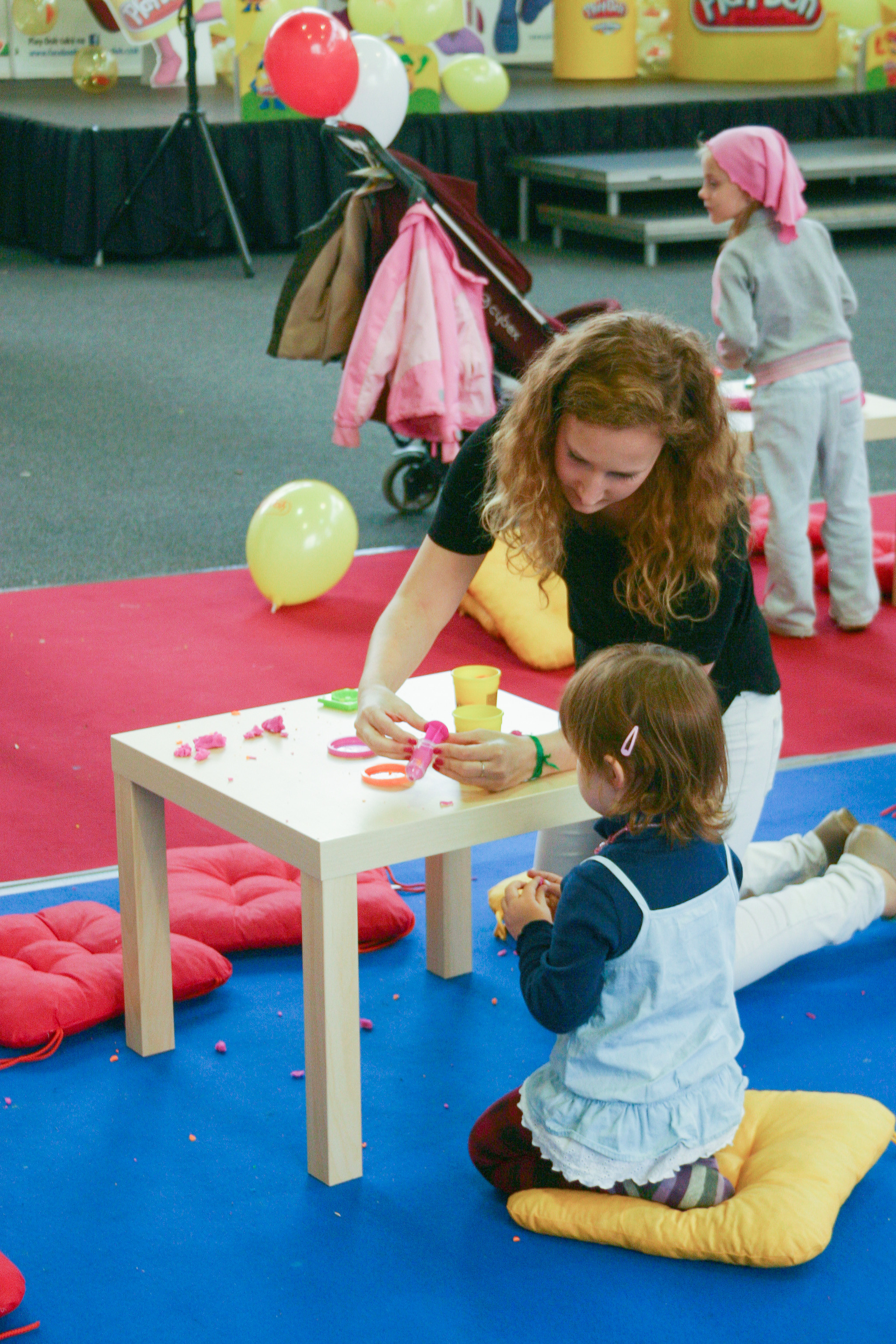 Dětská planeta. Kiki-Niki-Cha! Learn, play, and discover with us!