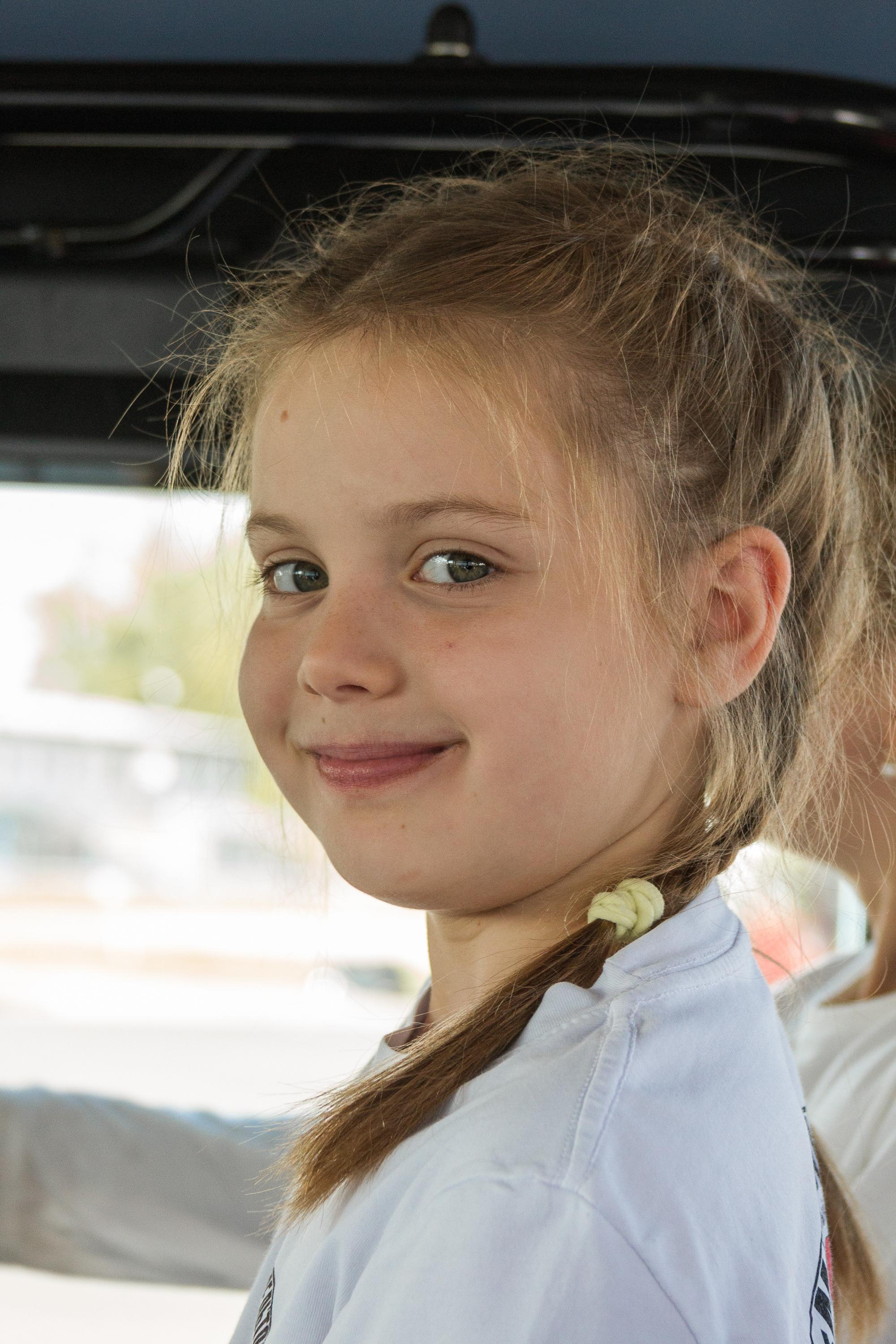 Airport Tour, Vaclav Havel Airport Prague, Ruzyne. Kiki-Niki-Cha! Learn, play, and discover with us!