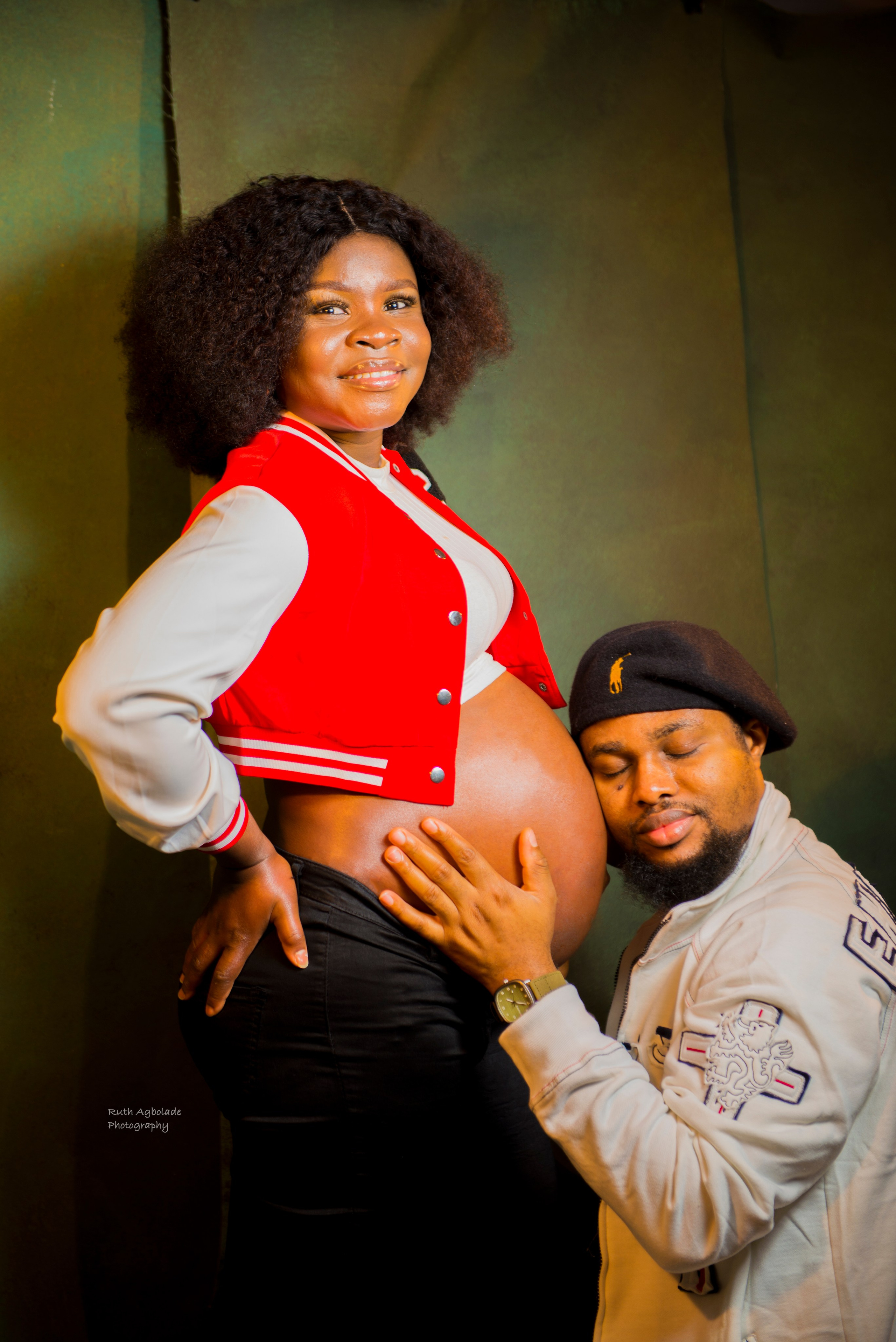 Maternity Photoshoot. Portrait & Brand Photographer in Bradford, West Yorkshire