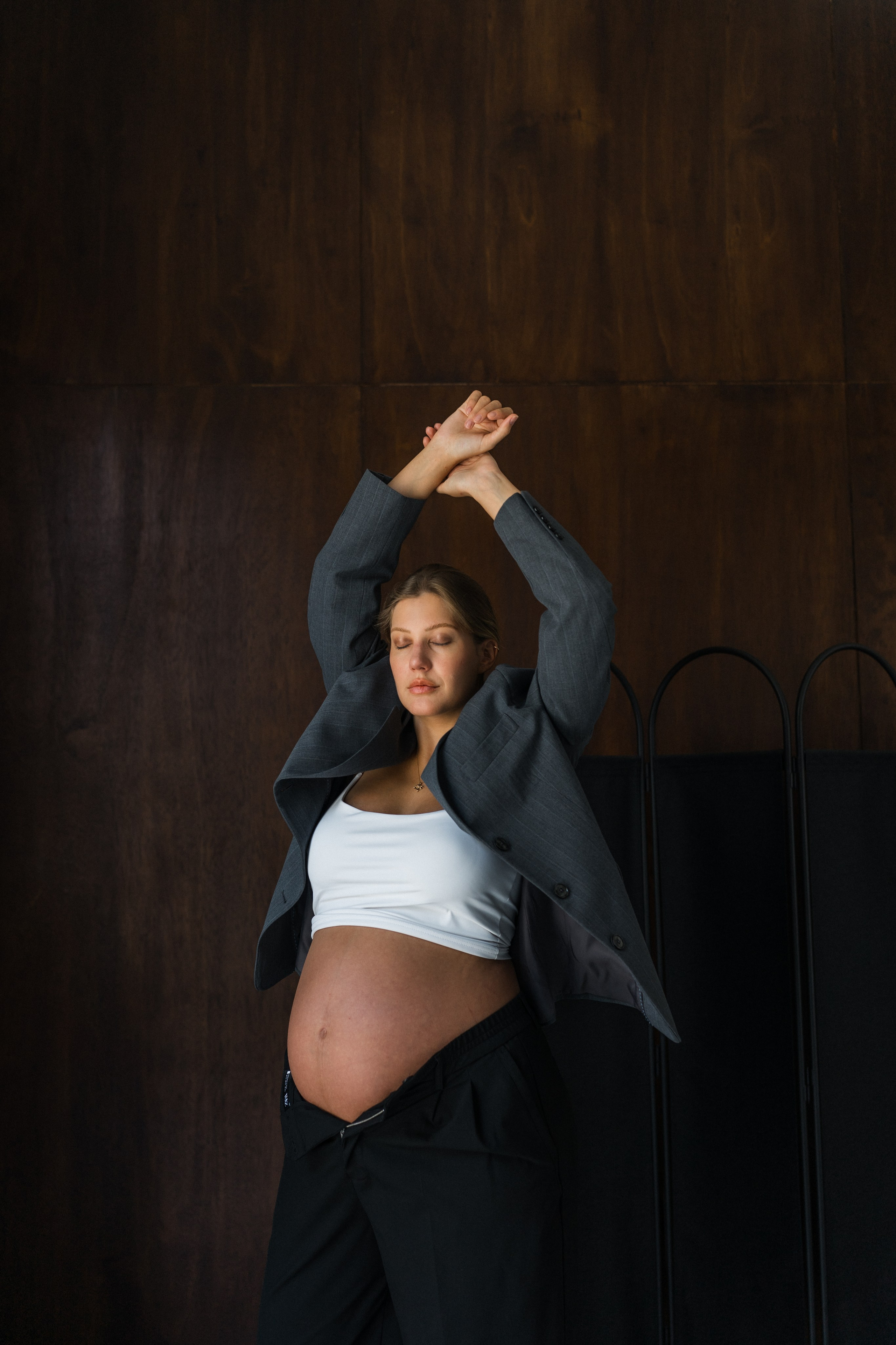 Anna. Professional Photographer Abu Dhabi, Dubai — Yulia Ismoilova | 2025