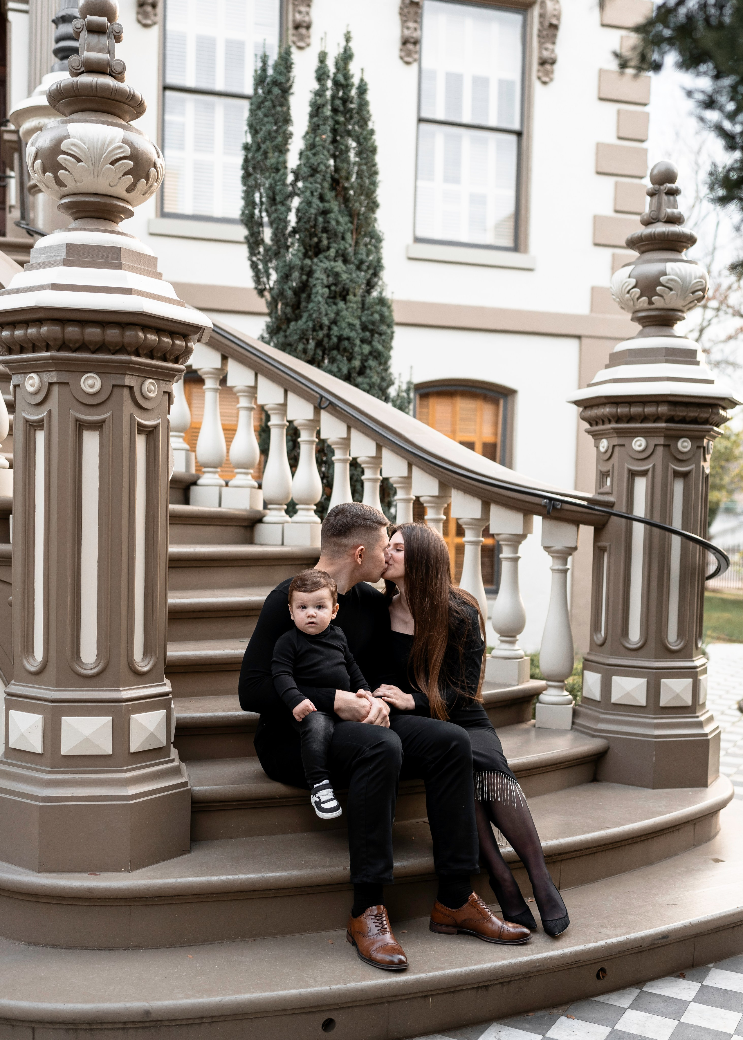 Artem, Nadia & Elisha. Family photographer in Sacramento | Sofia Pavenko