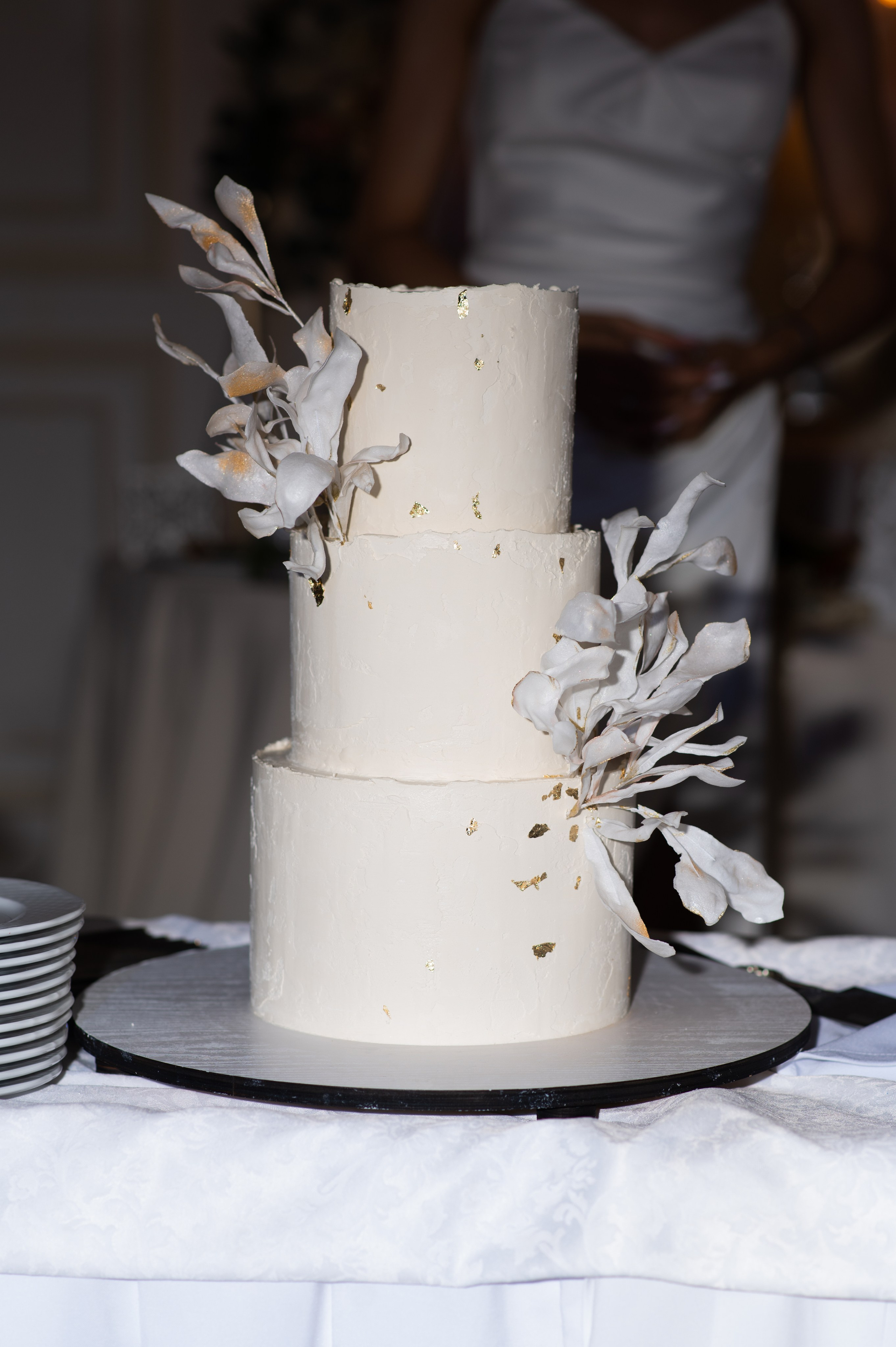 In your arms. Wedding and commercial photographer