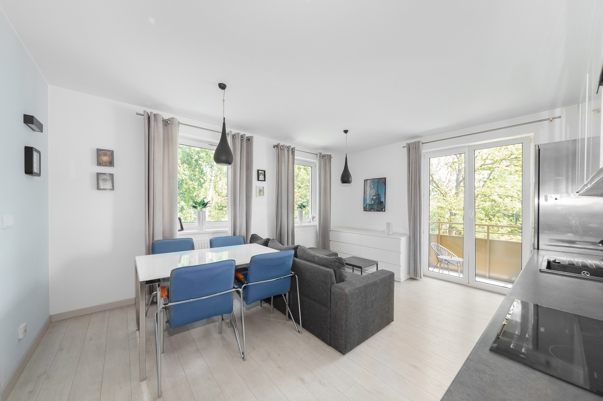 Fotografia nieruchomości, wnętrz, mieszkań, restauracji, biur i apartamentów. Wedding and portrait photographer in Poland Vitali Frozen