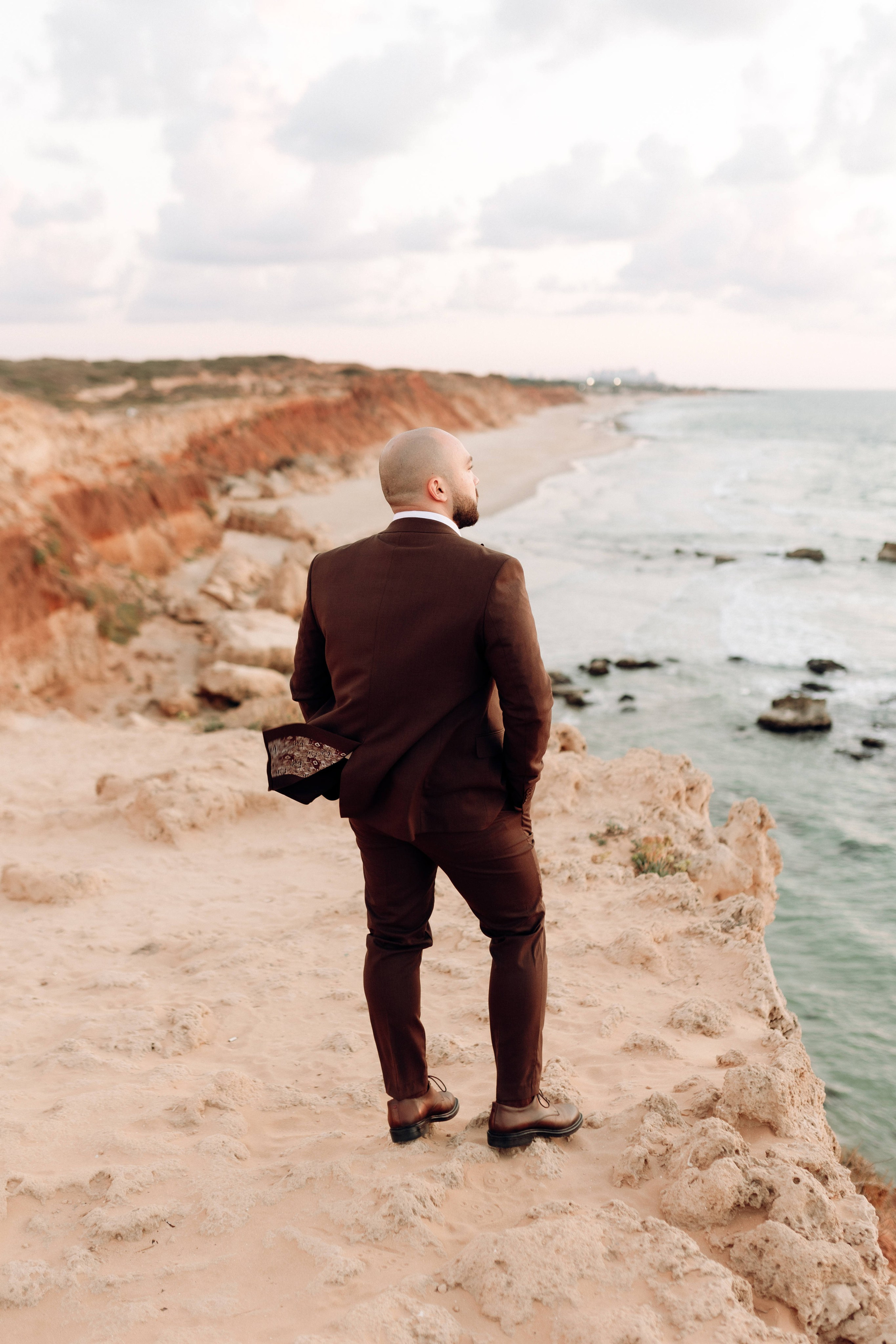 Two Souls, One Story. Https://shi-photo.com/