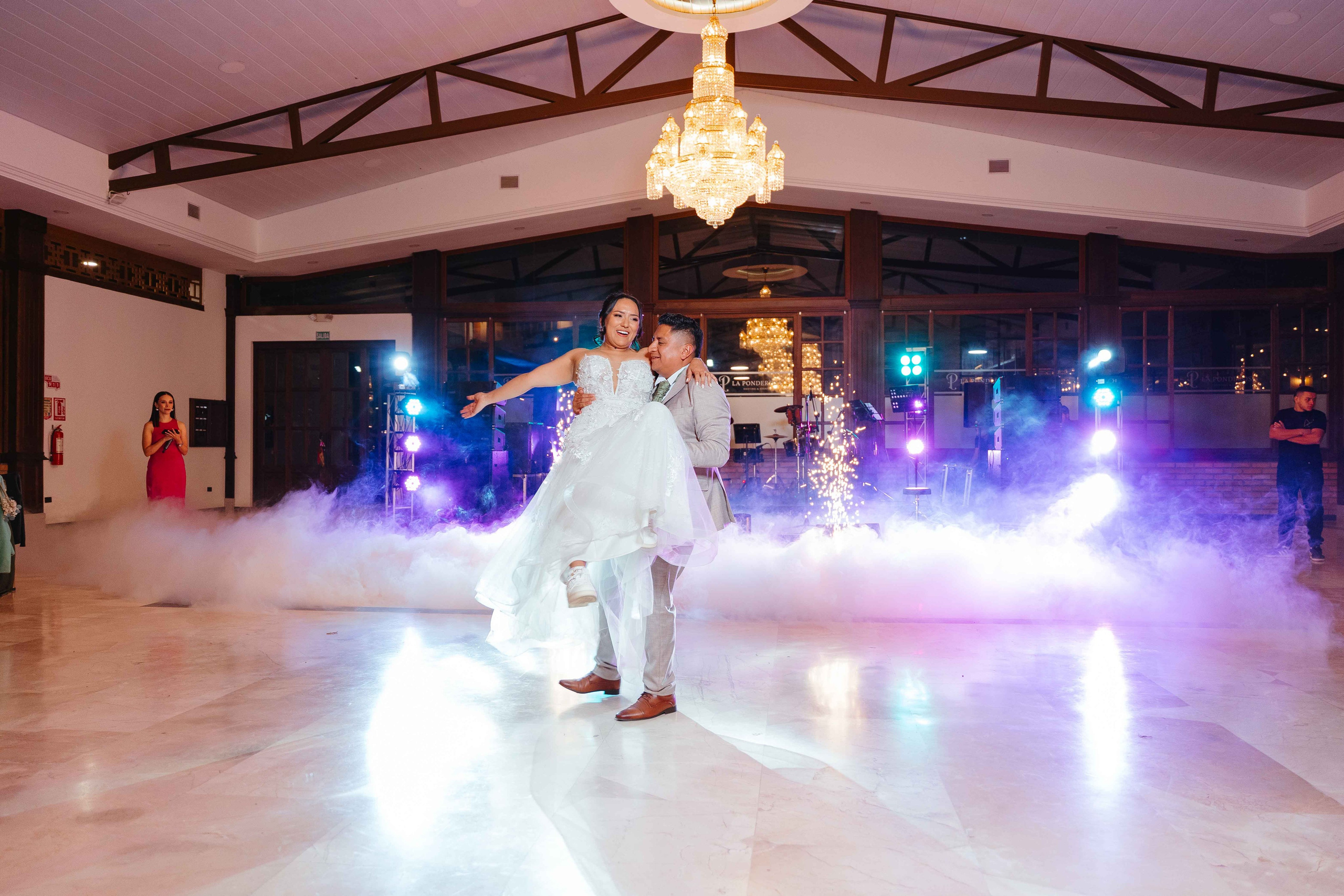 Karol y Jairon. Fotógrafo de bodas en Loja Ecuador | Piero Alvarez PH