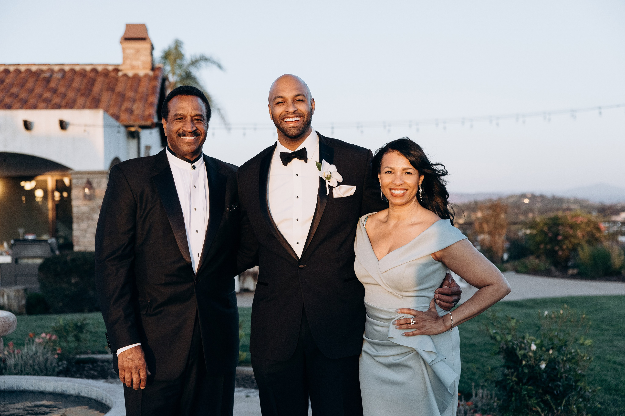 Drew and Haley. Wedding and family photographer San Diego