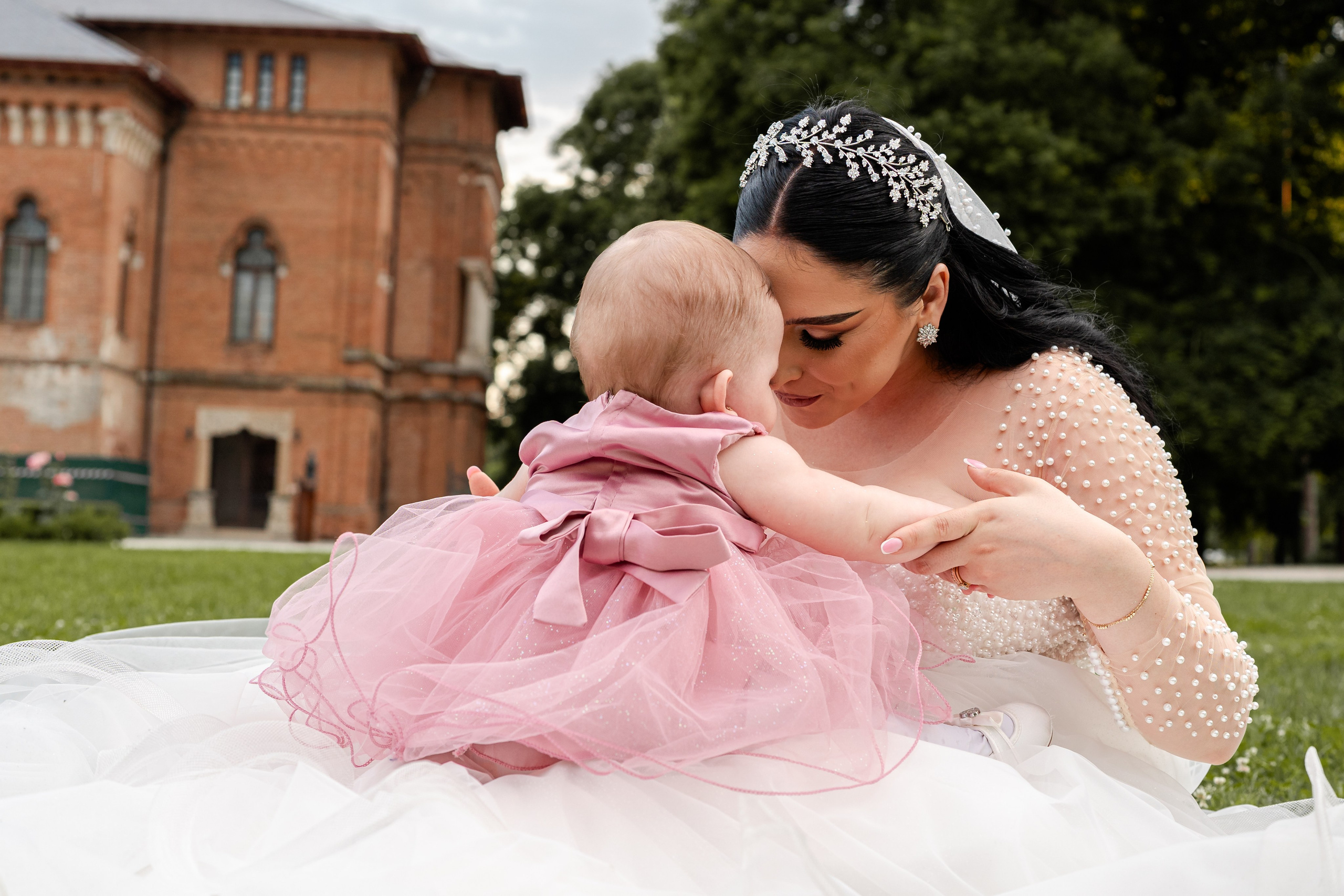 Nuntă - Gabriela și Alexandru. ALB — Alexandru-Laurențiu Bîrsan | Fotograf în București